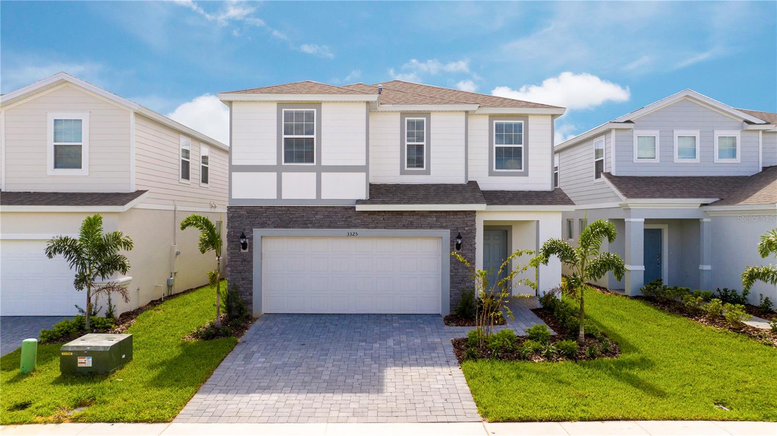 Listing photo for 3325 Lilac Way