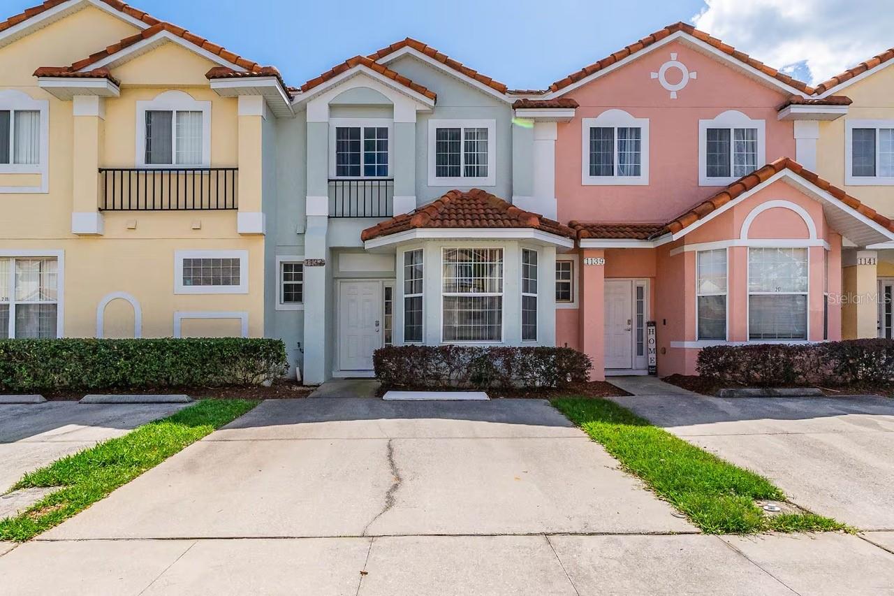 1137 S BEACH CIRCLE