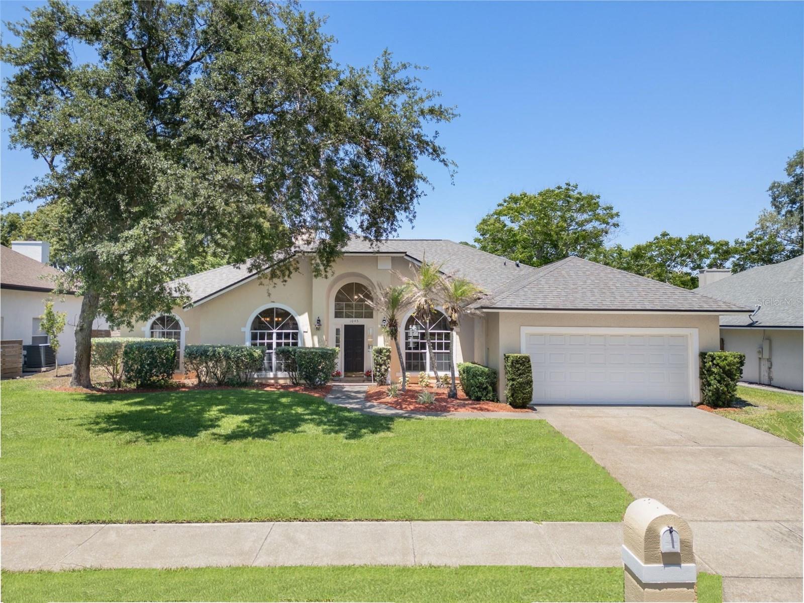 1045 ABBOTSFORD COURT