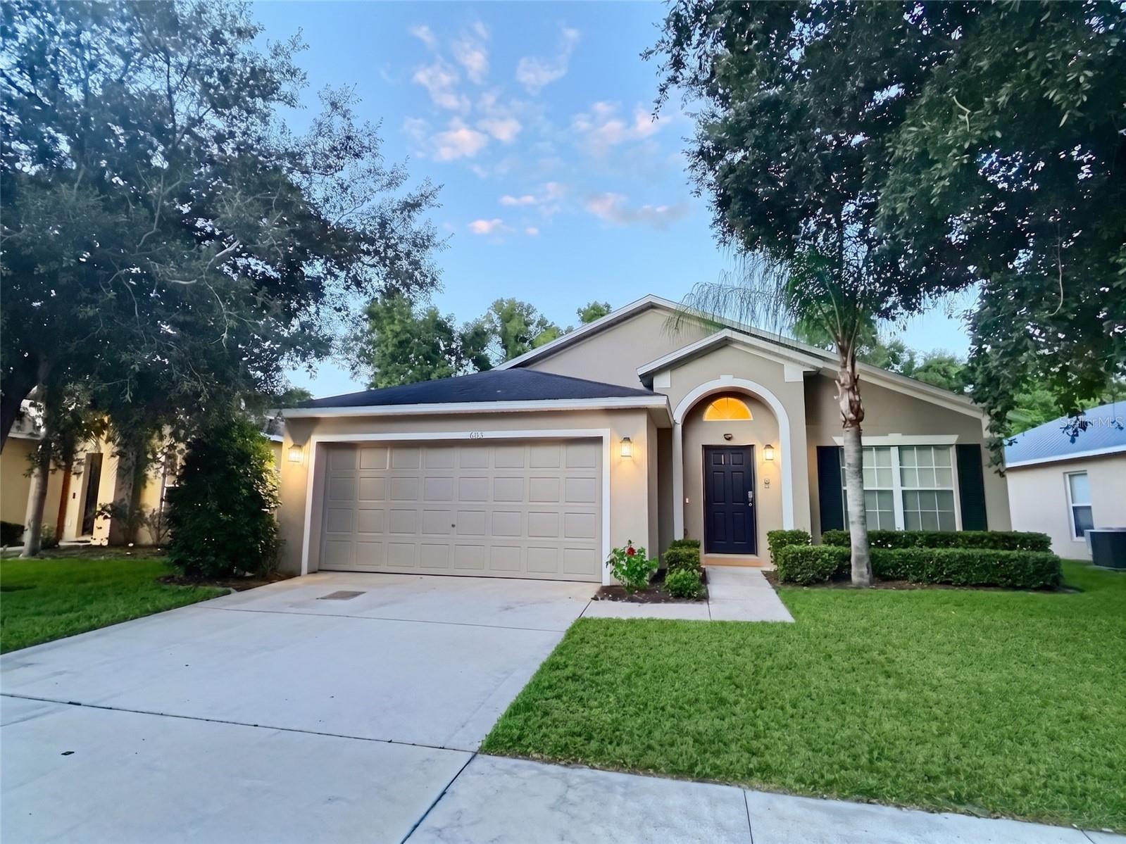 Listing photo 1 for 655 Scrub Jay Way