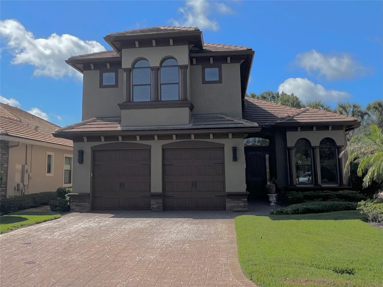 1219 GLENCREST DRIVE