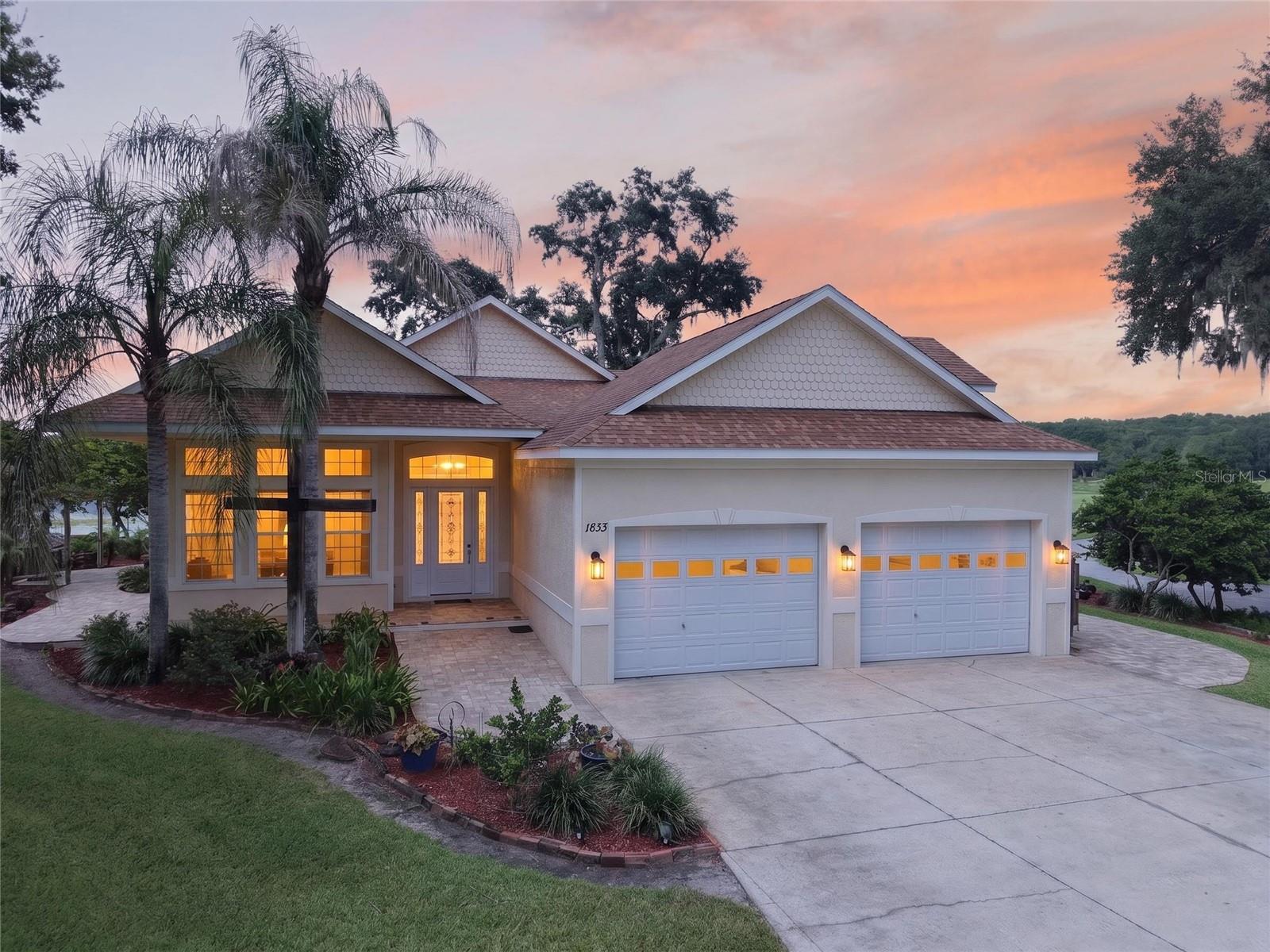 Listing photo 1 for 1833 Shore Line Dr