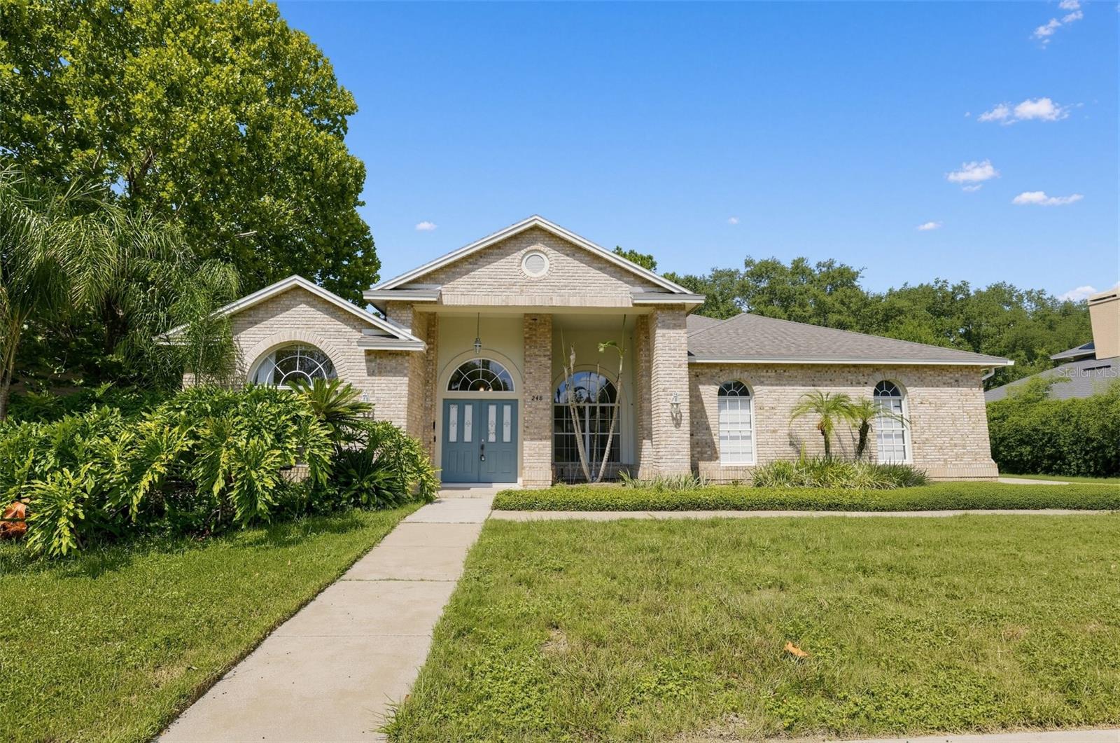 248 HUNTRIDGE WAY