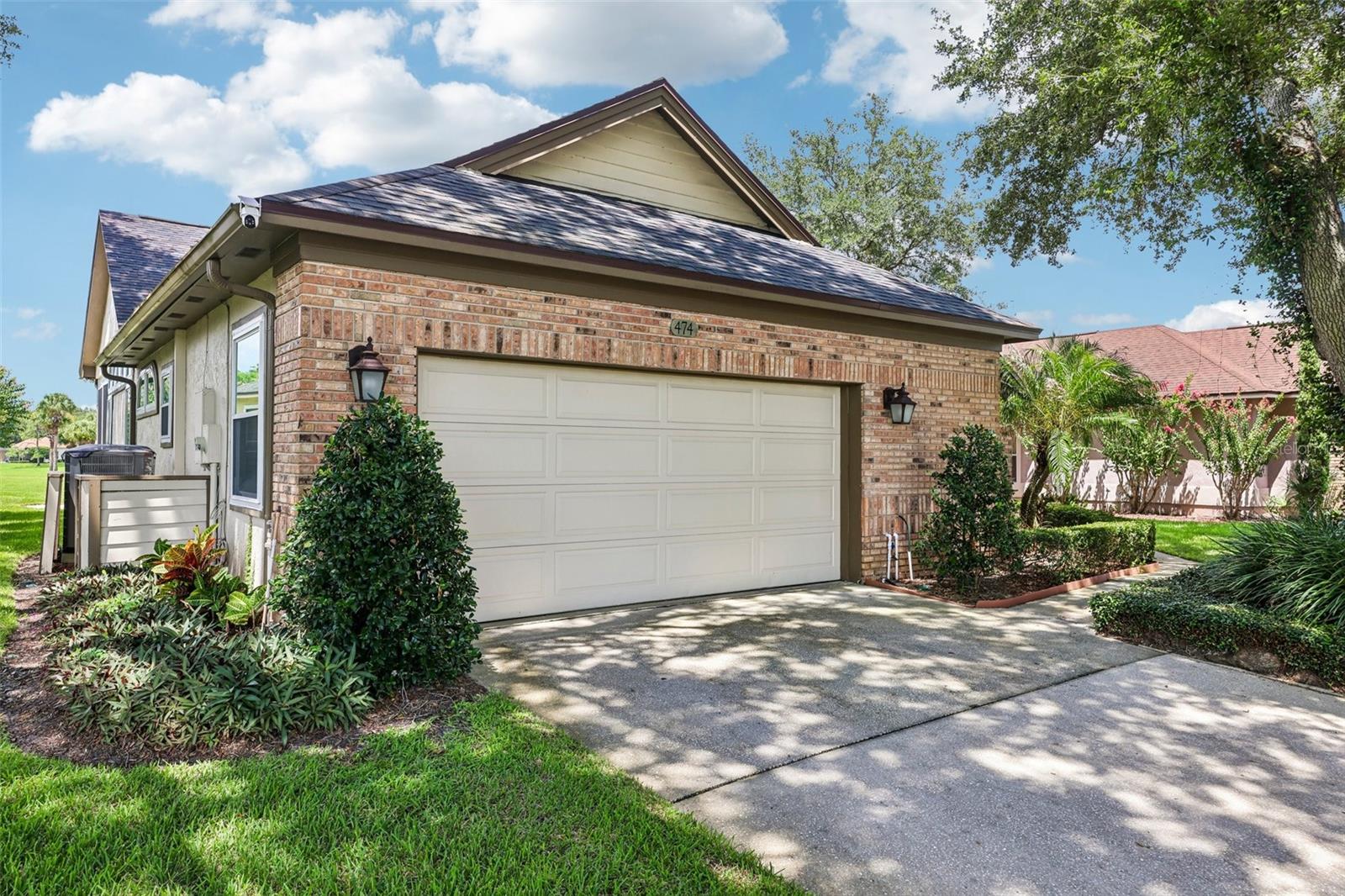 474 ARROWMOUNT PLACE