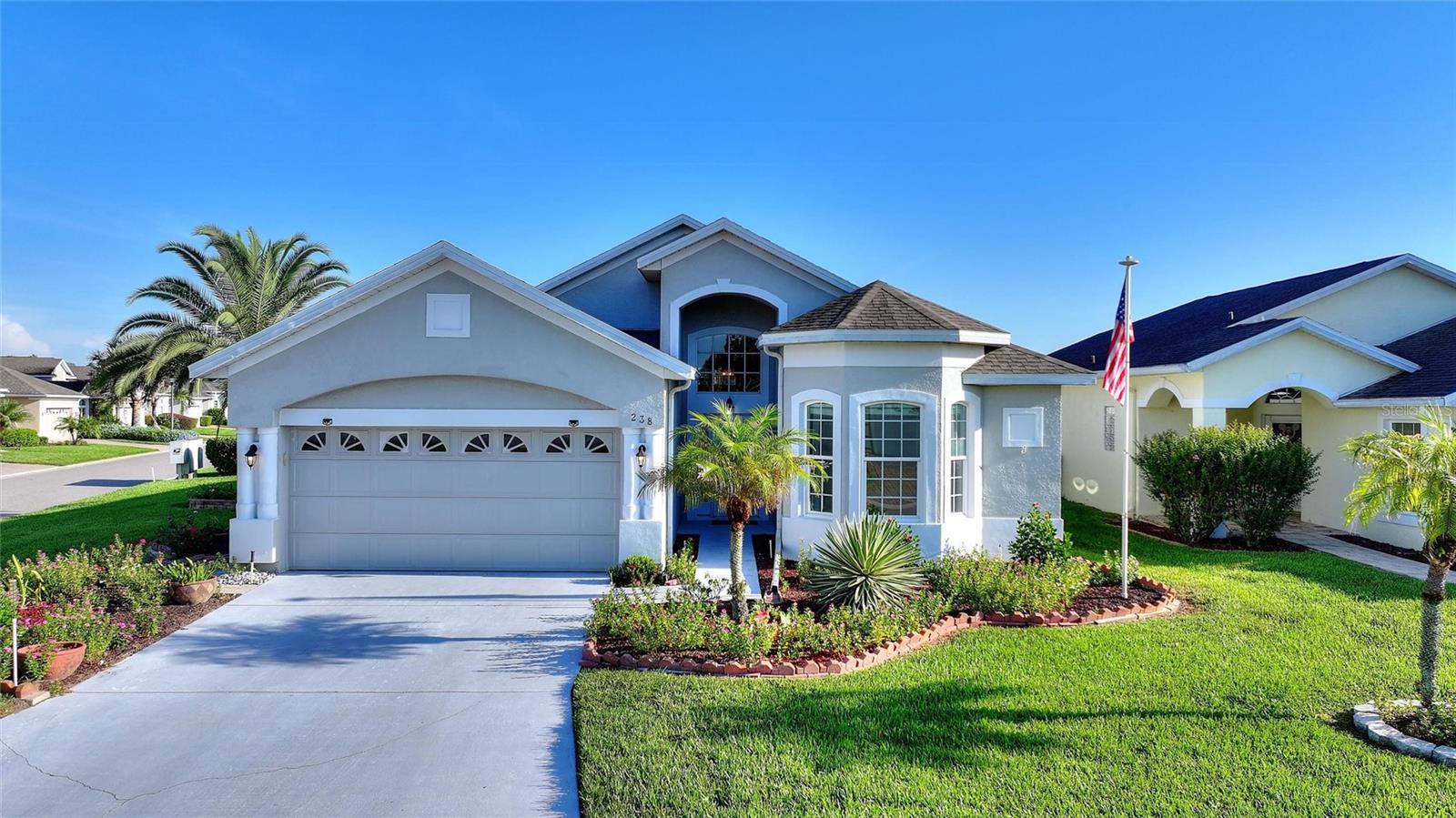 Listing photo 1 for 238 Fleming Ln