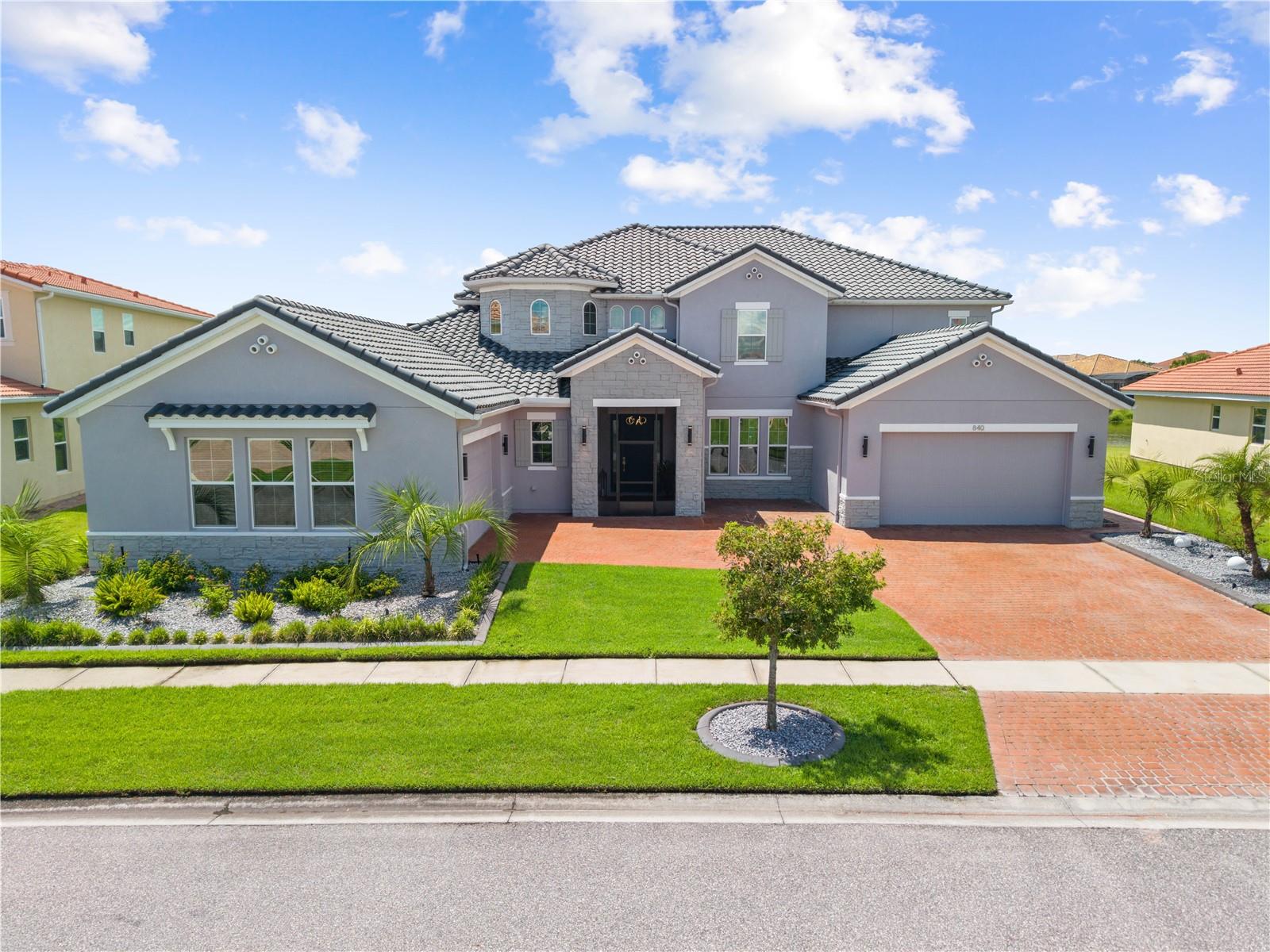 840 SPINNAKER WAY