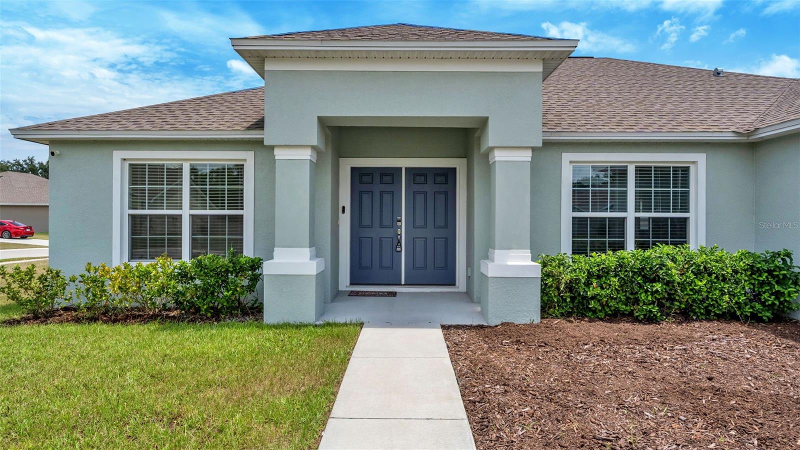 Listing photo 2 for 2048 Winding River Cv