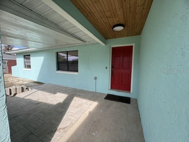 Listing photo 2 for 508 Park Dr