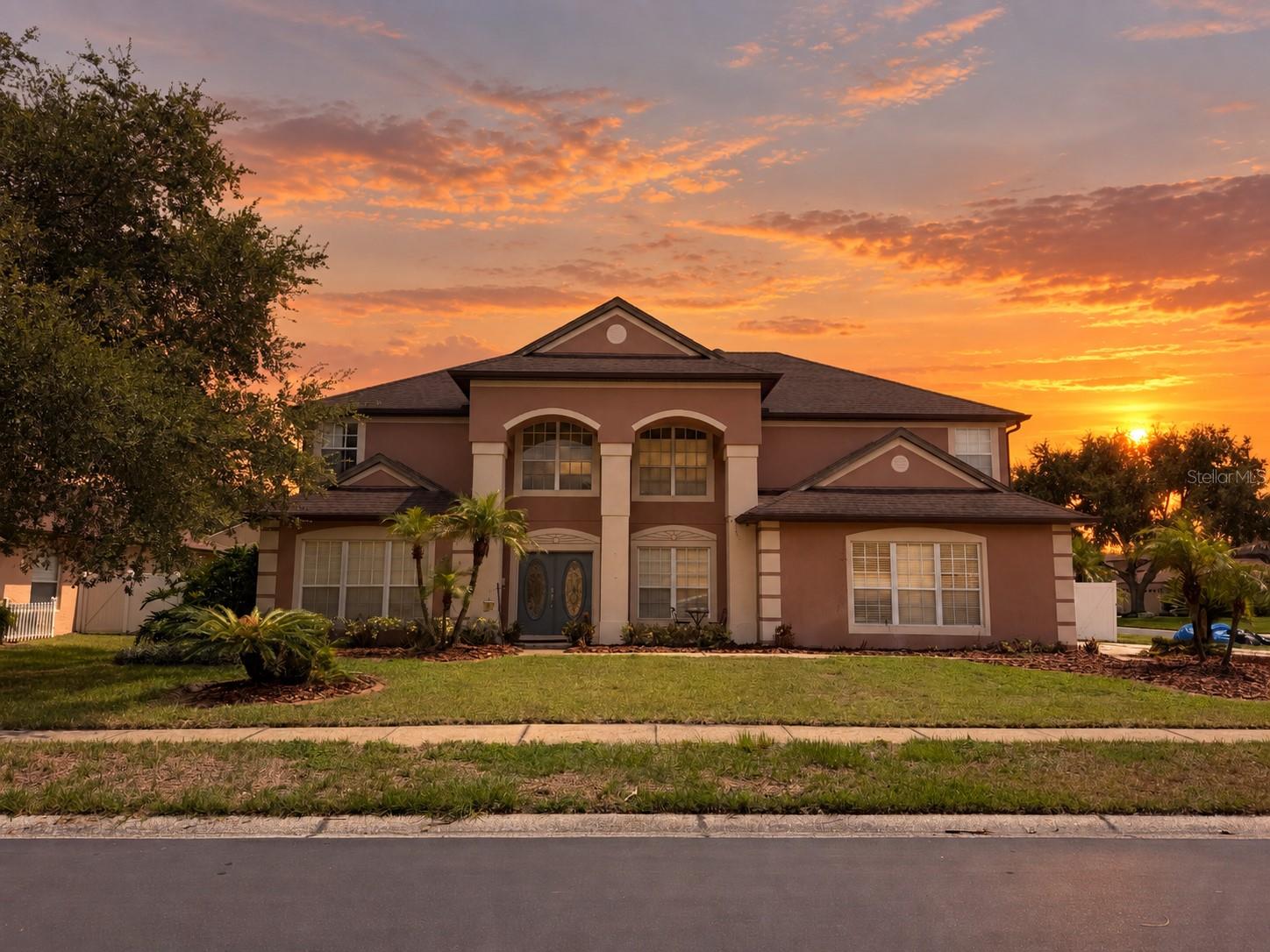 Listing photo 1 for 10172 Windermere Chase Blvd