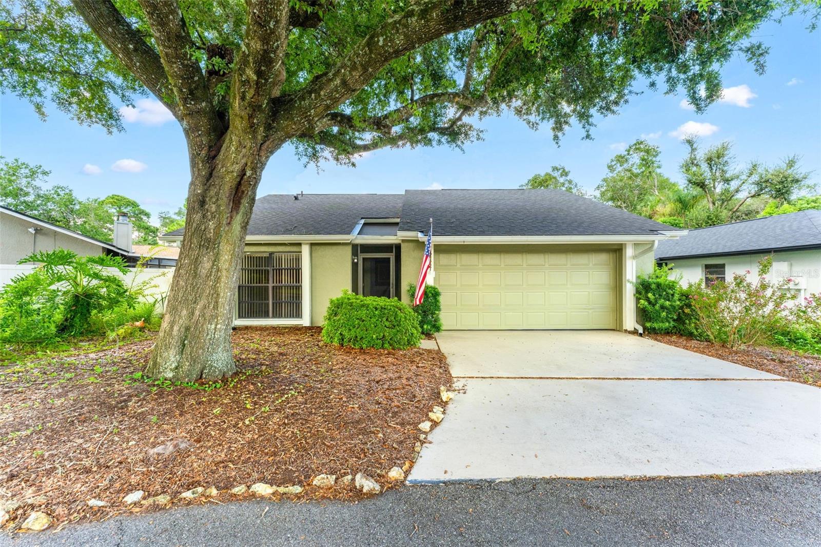 1452 KING COURT