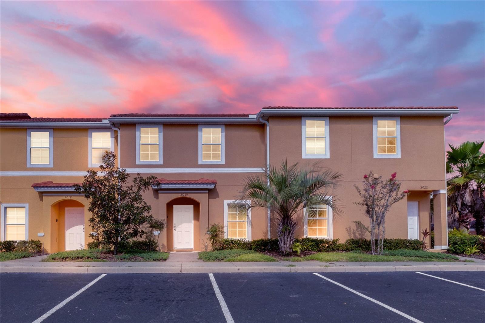 3020 BIRD OF PARADISE LANE