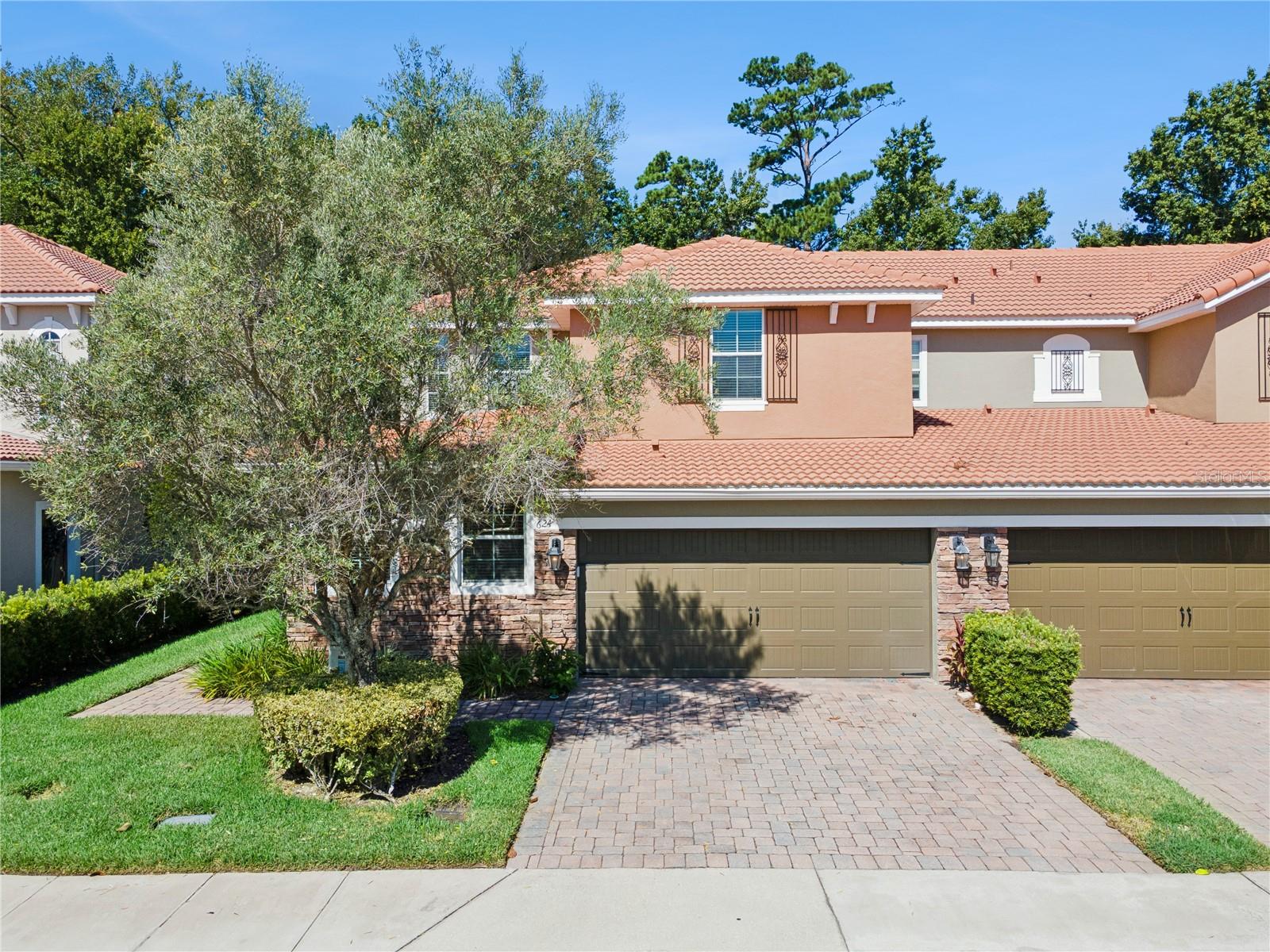624 VENICE PLACE