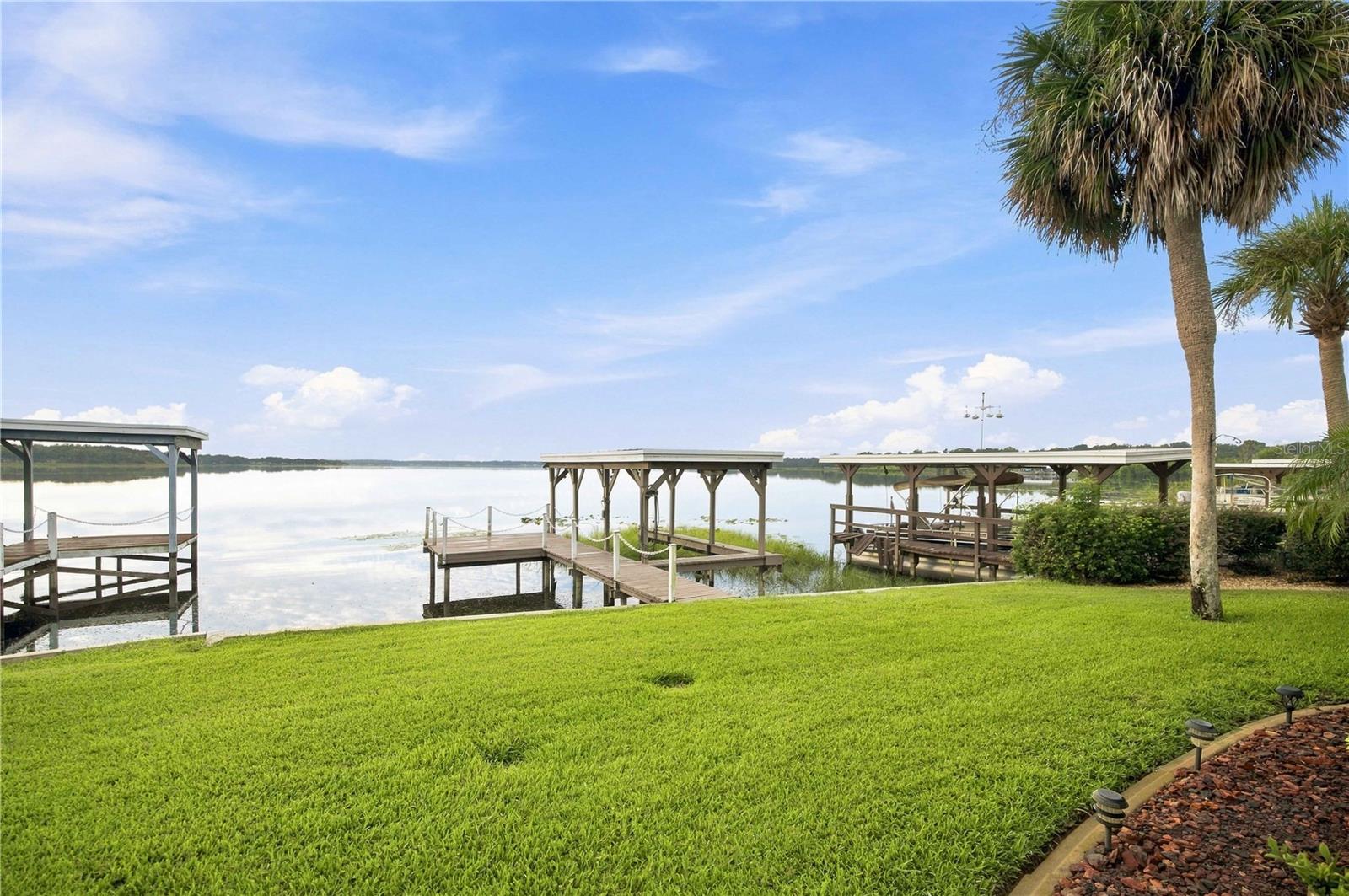 Listing photo 2 for 15 Sunrise Trl