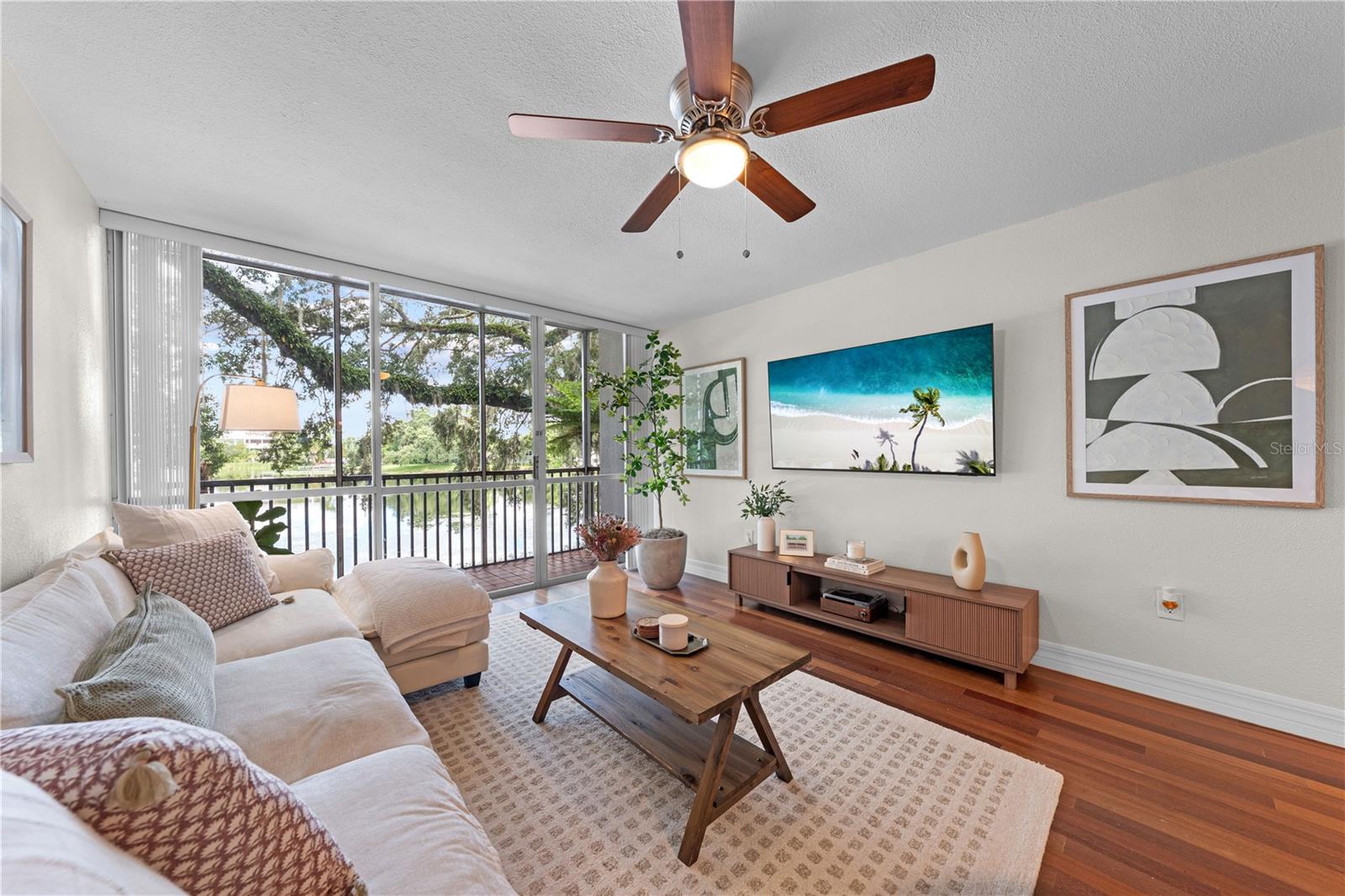 1100 DELANEY AVENUE Unit F204