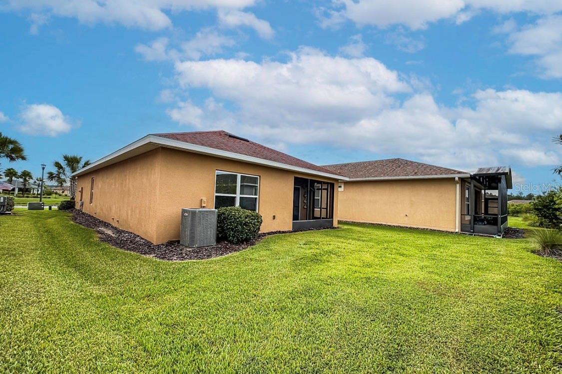 Listing photo 3 for 145 Palazzo Ln