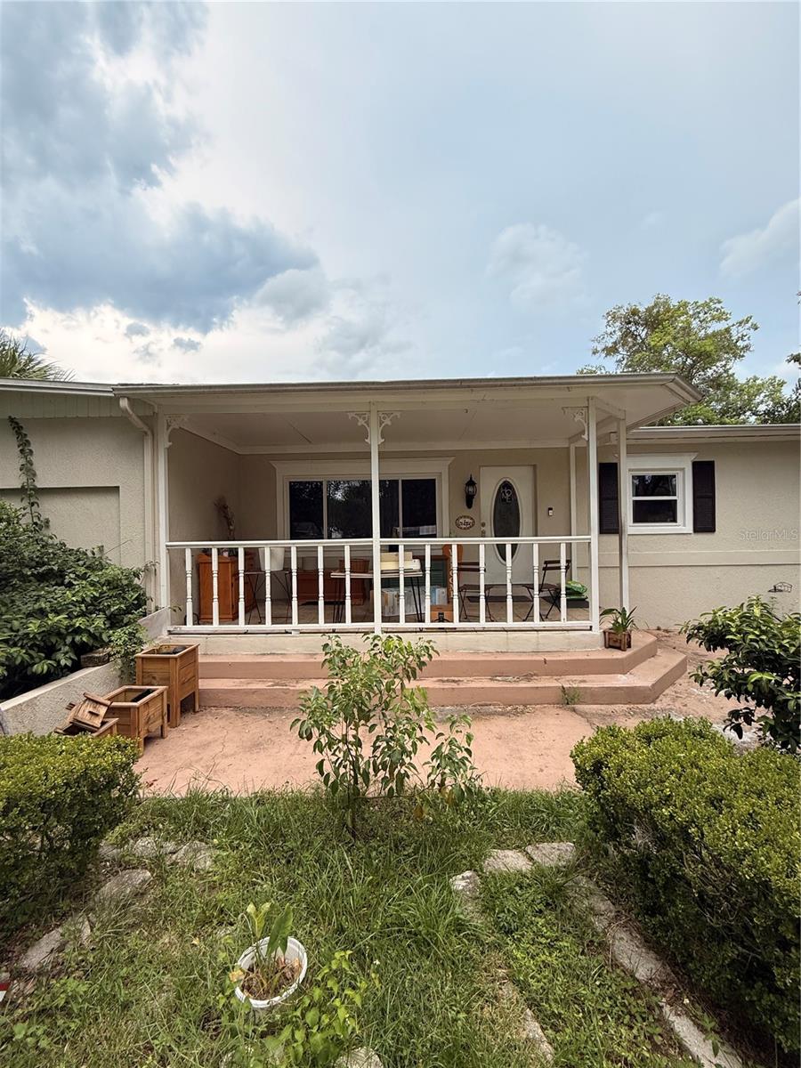 2626 FLORENCE STREET