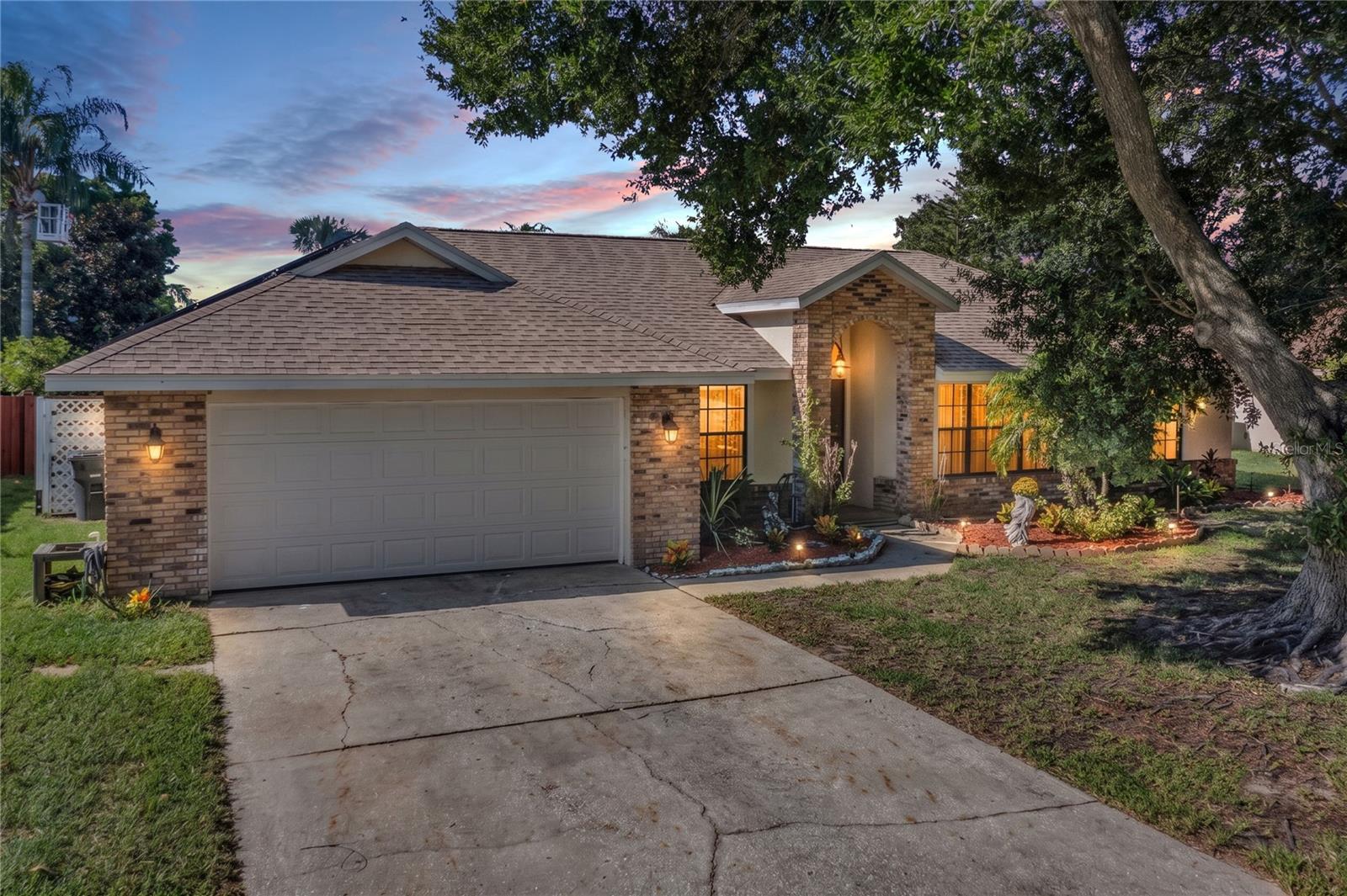 1553 SPRING RIDGE CIRCLE