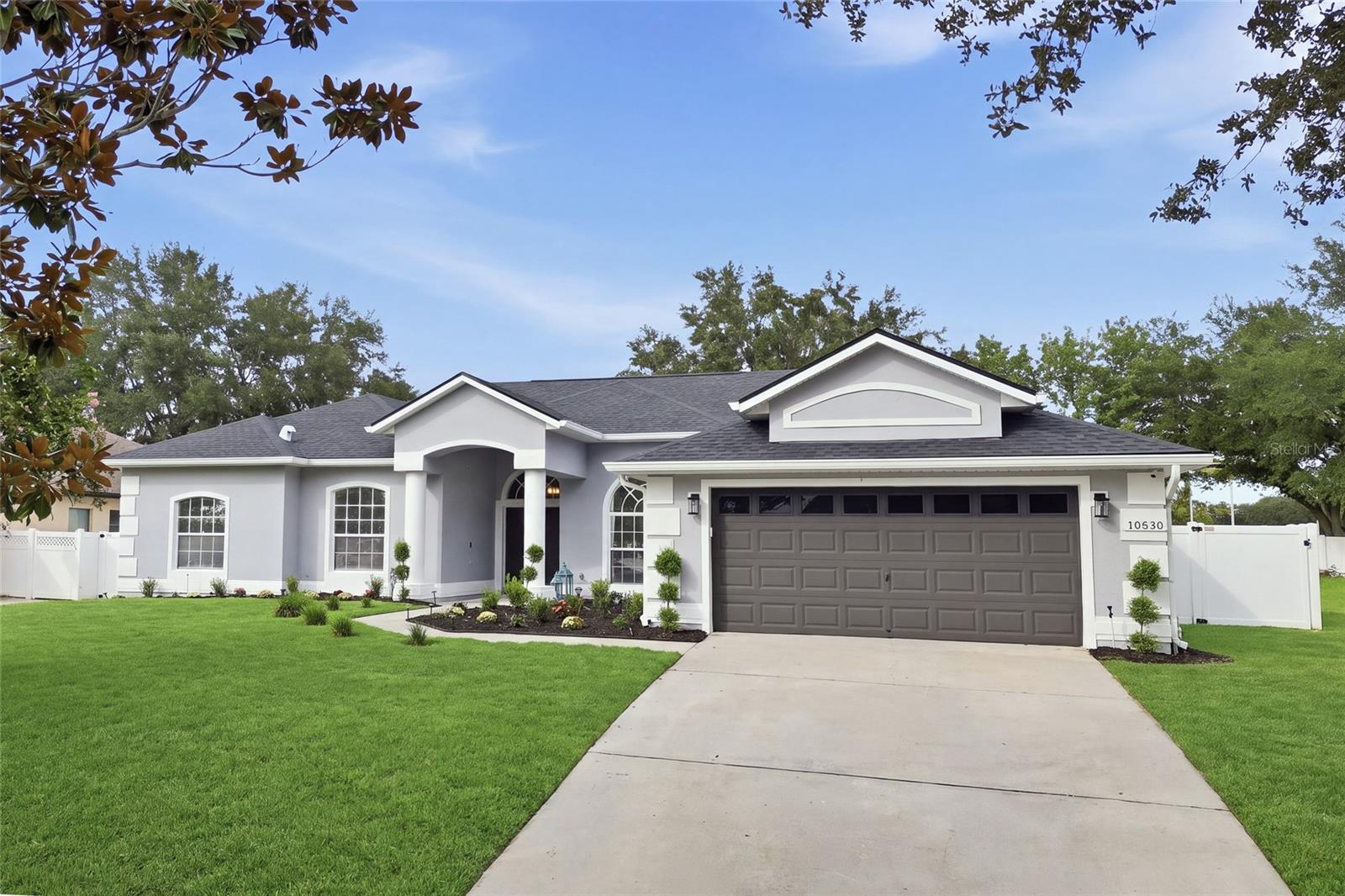 Listing photo 1 for 16548 Arrowhead Trl