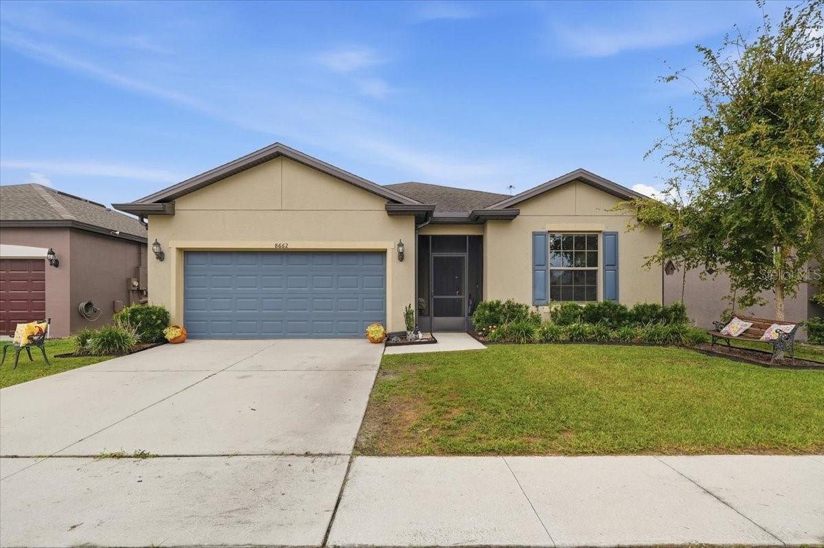 Listing photo 1 for 8662 Rindge Rd