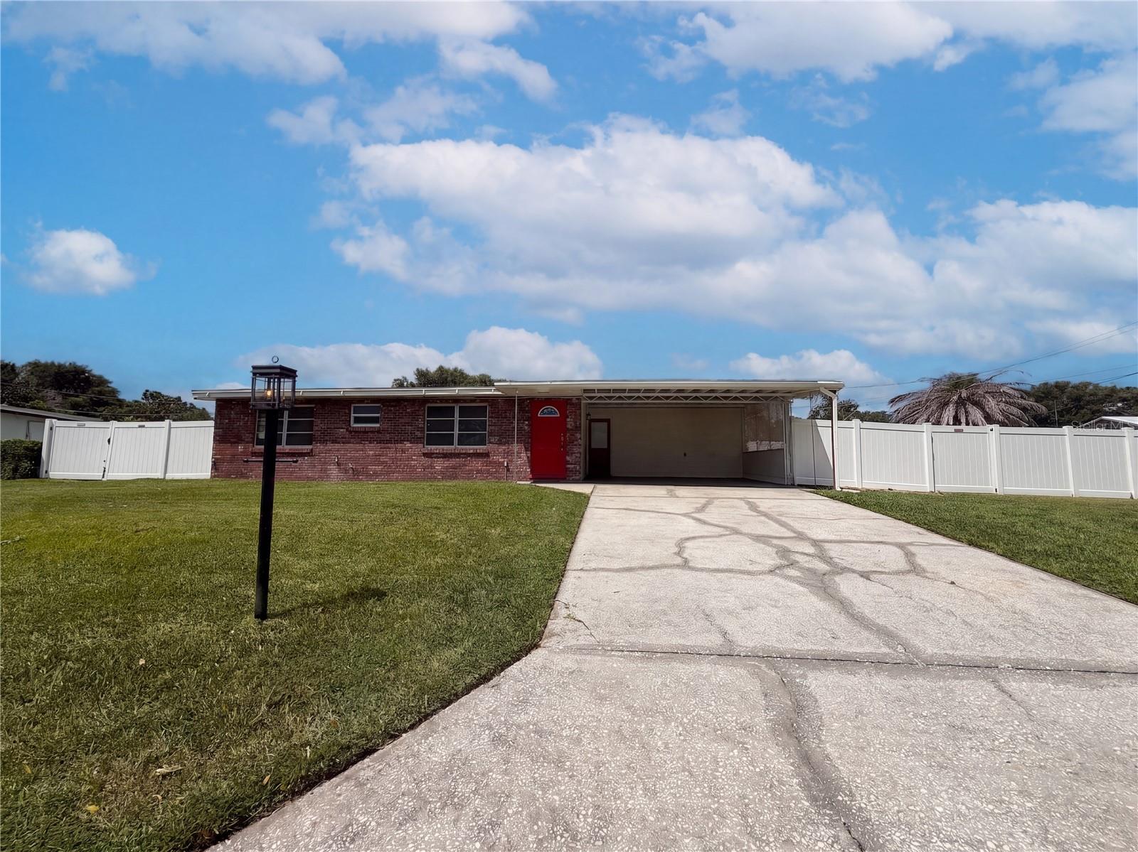 Listing photo for 119 Lantern Ln
