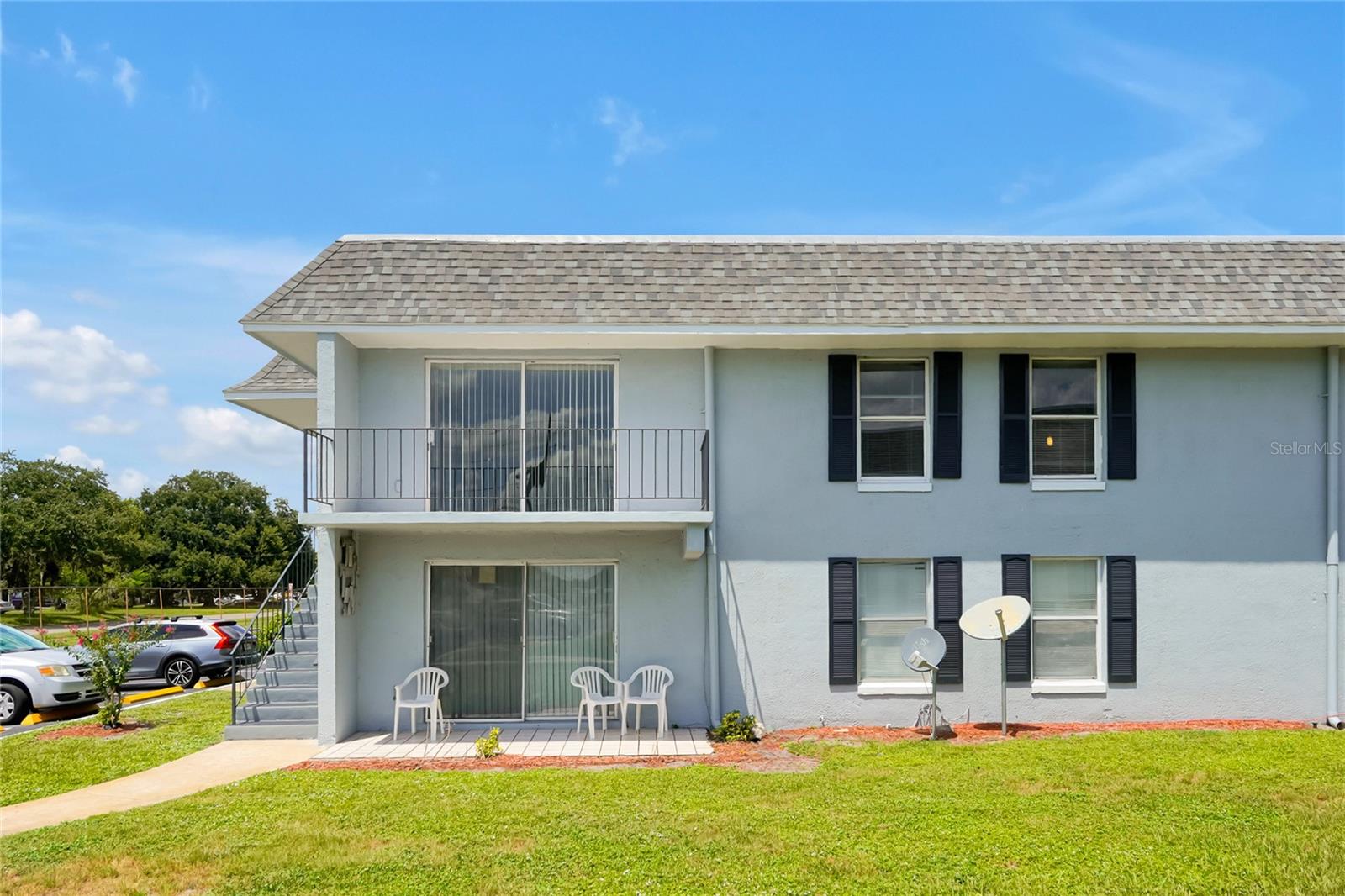 915 W OAK RIDGE ROAD Unit B