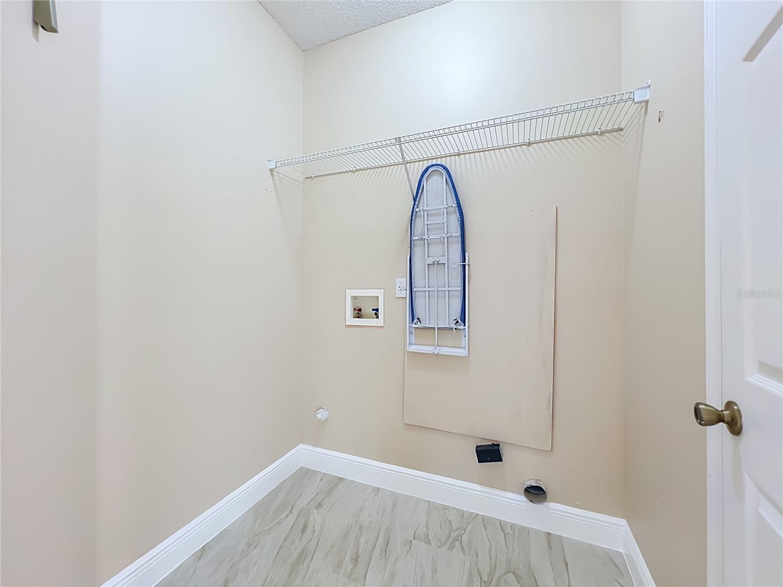 Photo 32