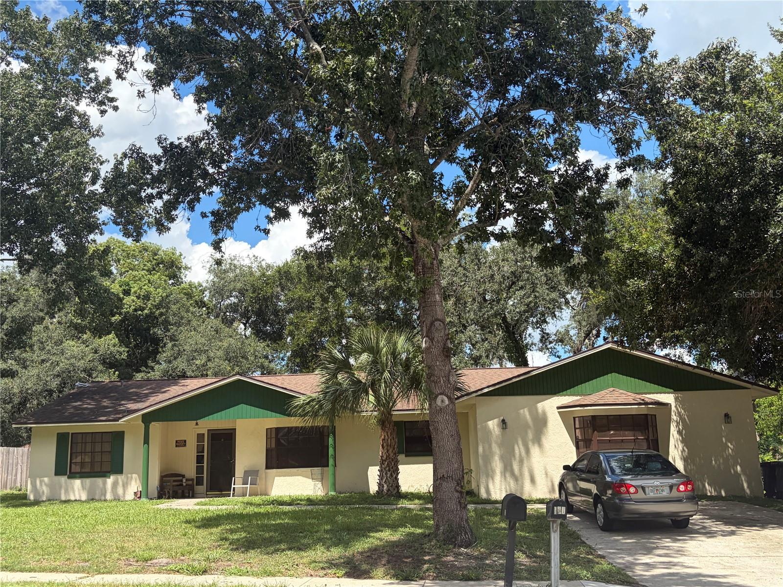 120 KAYWOOD DRIVE
