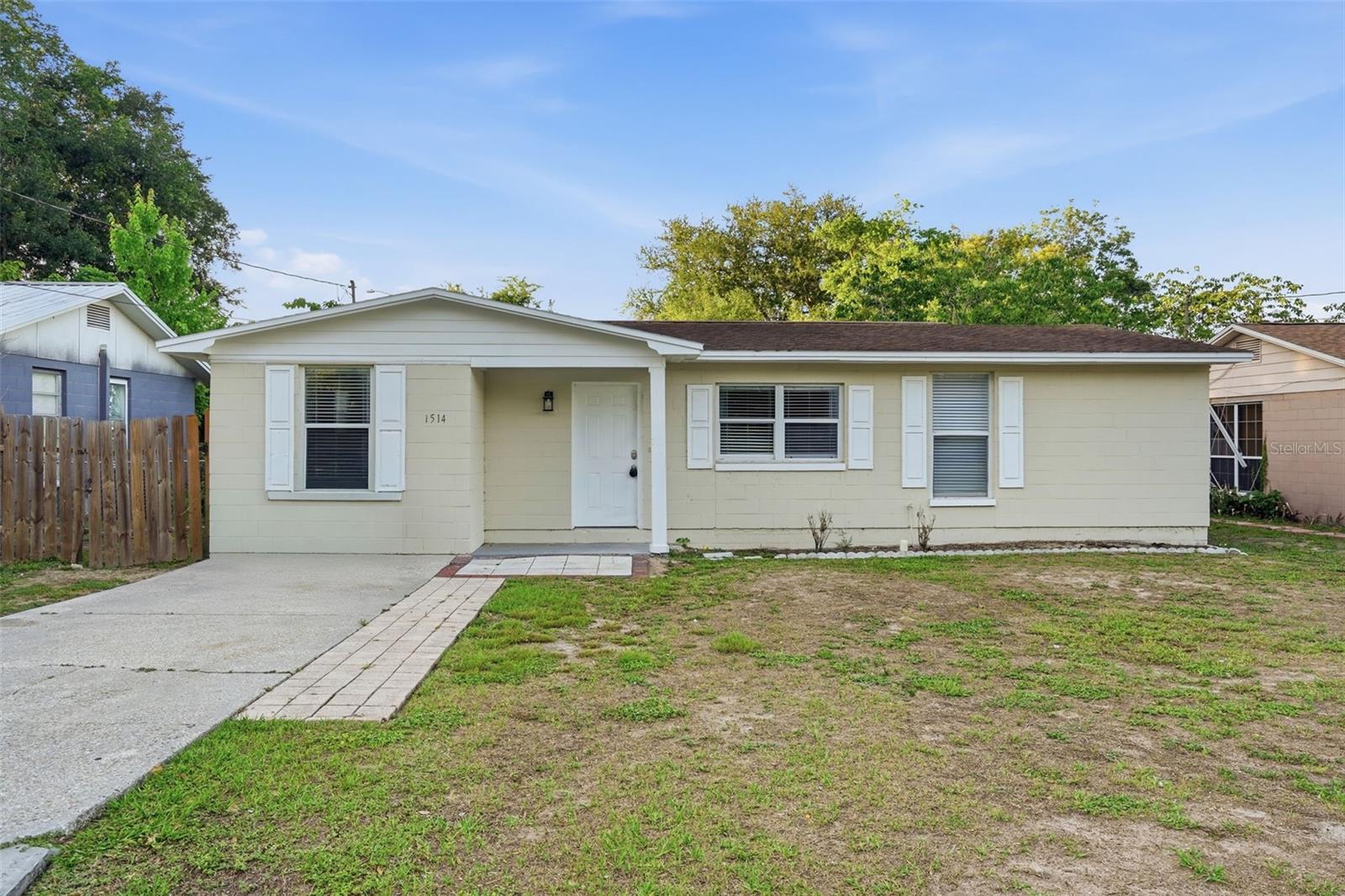 Listing photo for 1514 Crest Ave