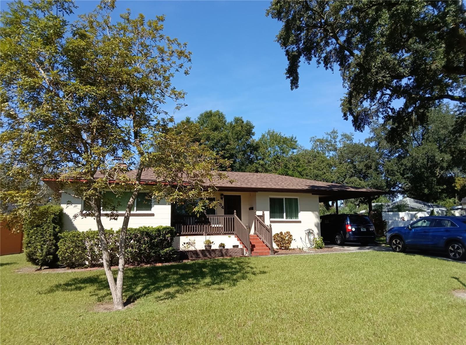 Listing photo 1 for 434 Cardinal Pl