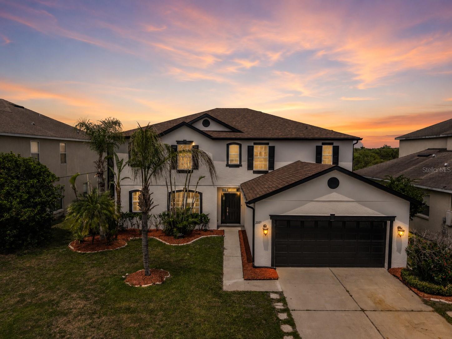 2321 THE OAKS BOULEVARD