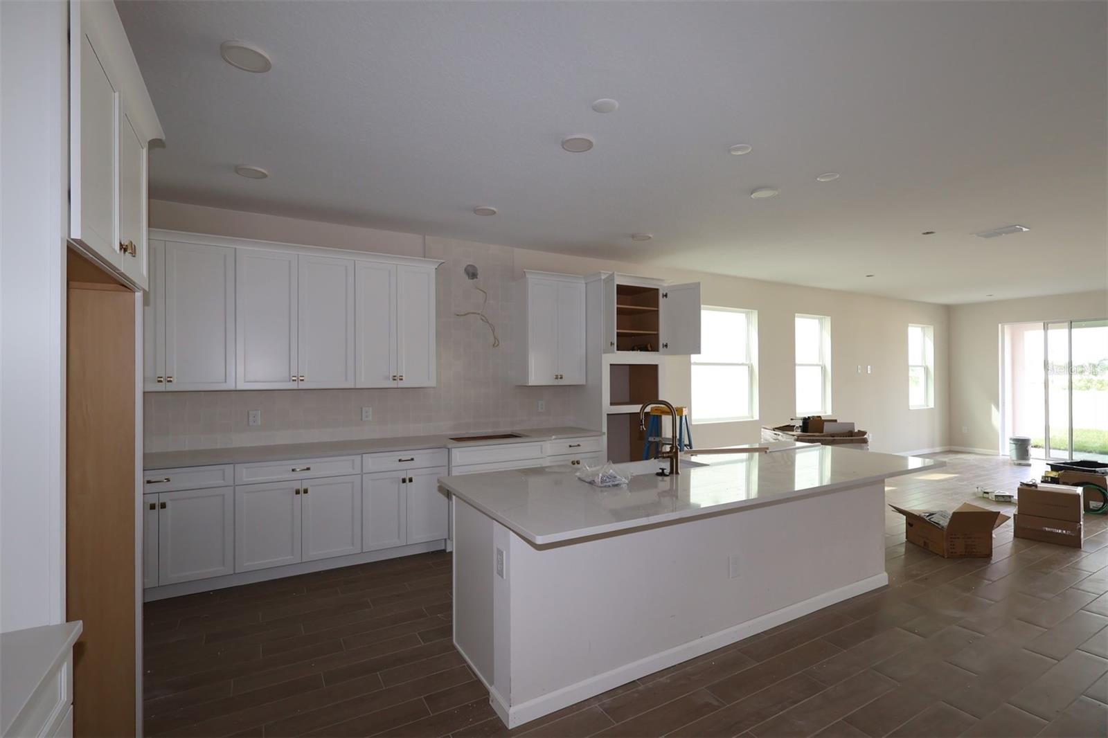 Listing photo 2 for 5388 Lassen St