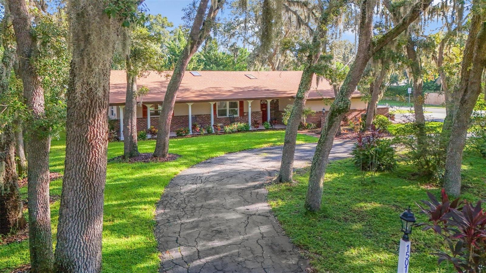 1501 ORANOLE ROAD