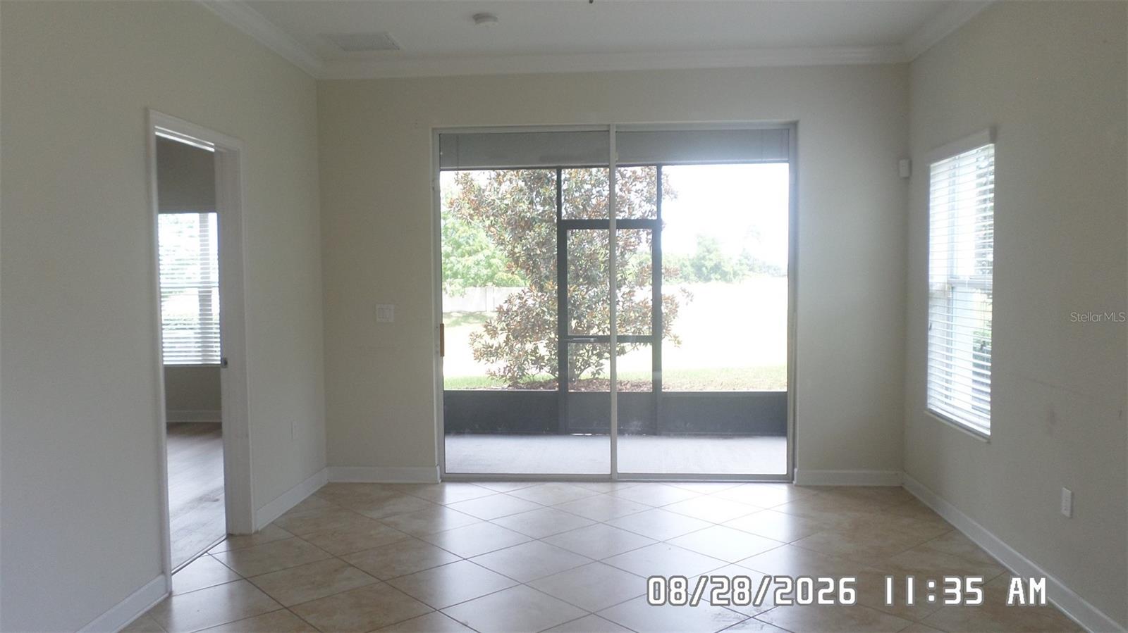 Listing photo 2 for 3547 Fairwaters Ct #f