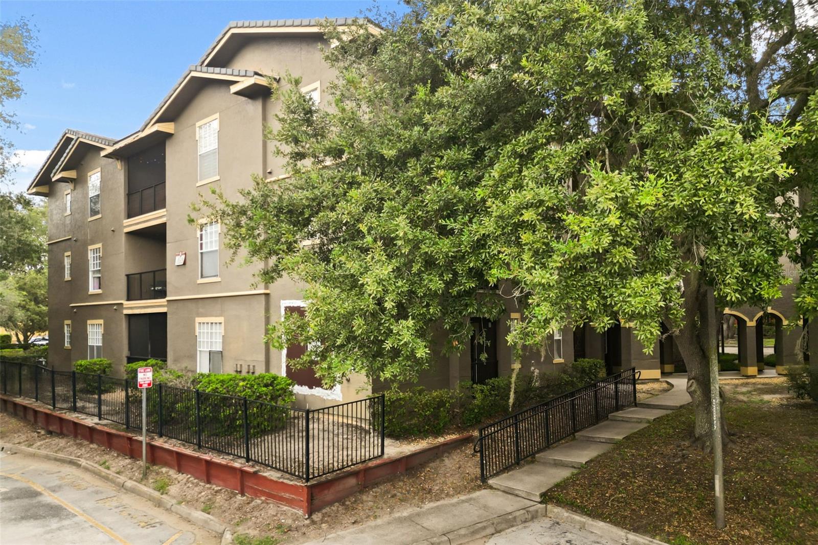126 VISTA VERDI CIRCLE Unit 300