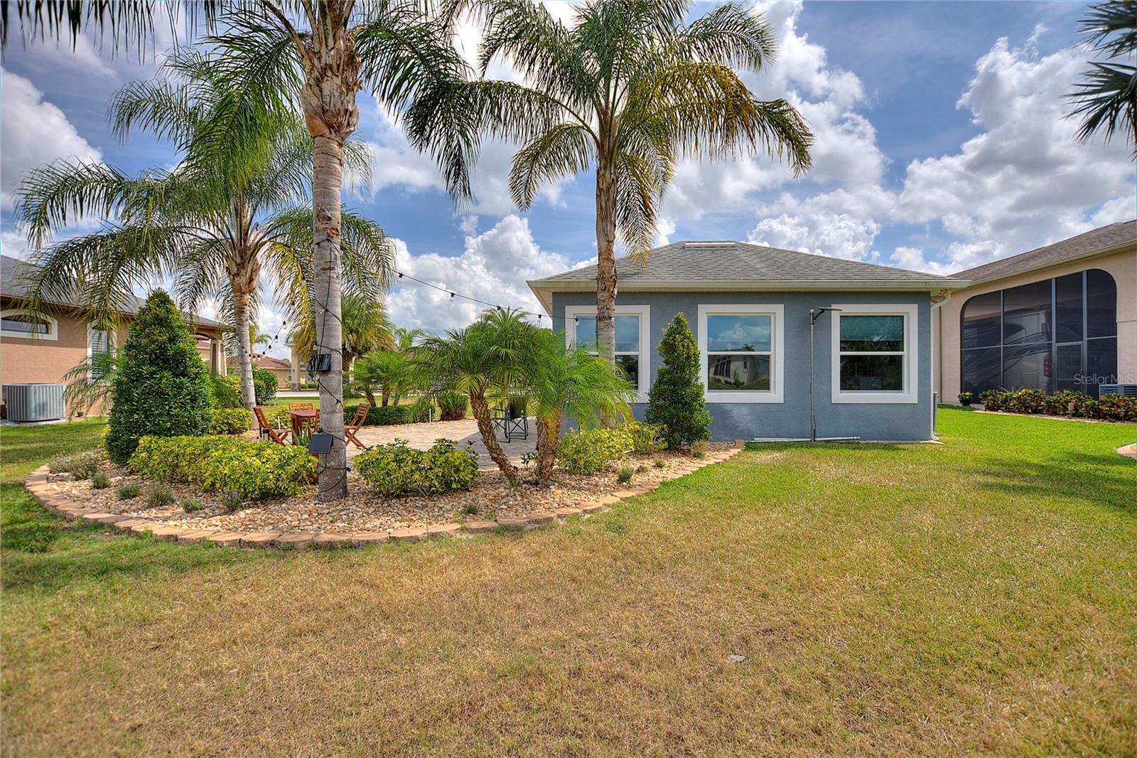 Listing photo 2 for 544 Narrow Pond Rd