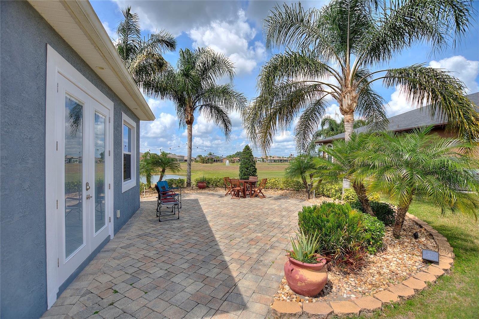Listing photo 3 for 544 Narrow Pond Rd