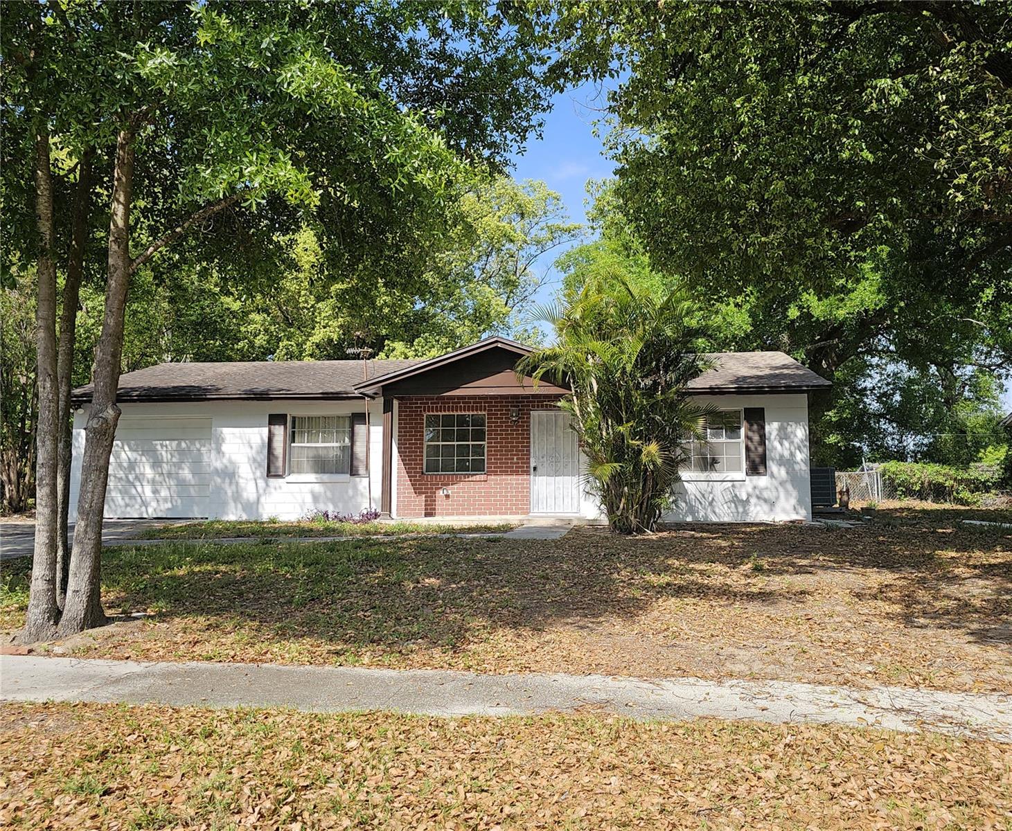 Listing photo 1 for 5550 Saint Joseph Blvd