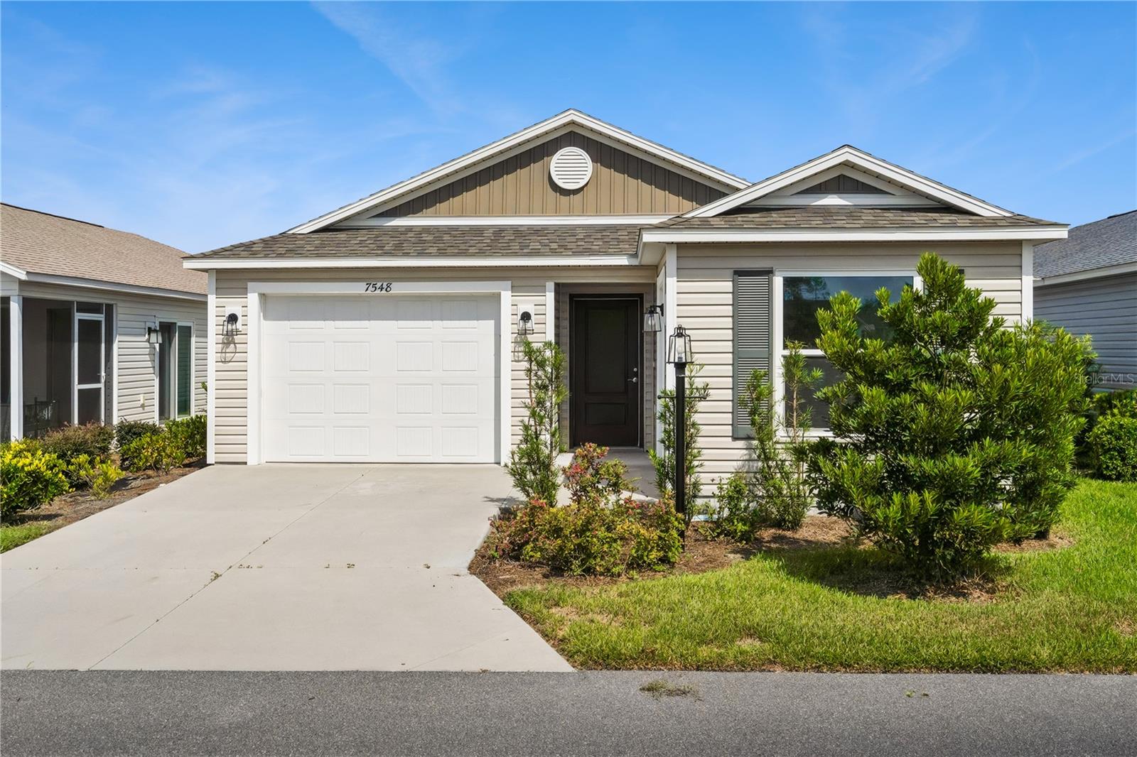 Listing photo 1 for 7548 Kuenher Ct
