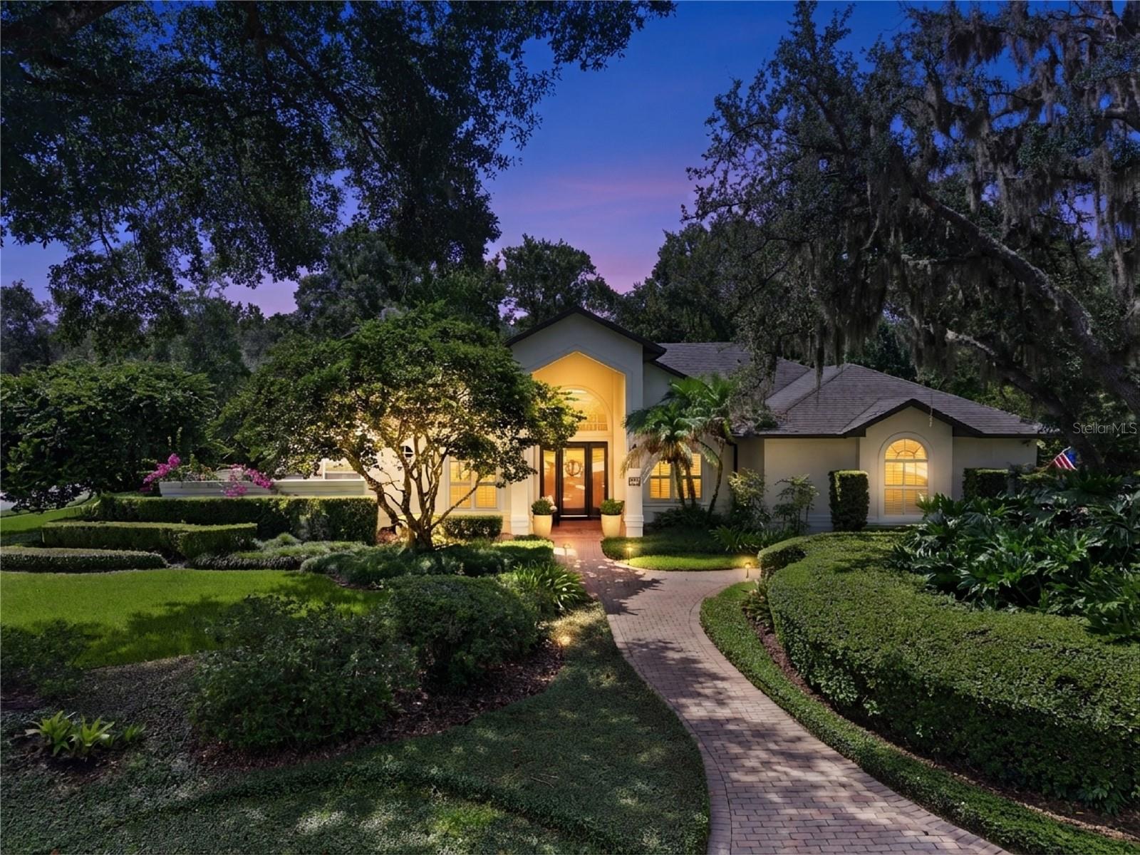 395 EAGLE CREEK CIRCLE