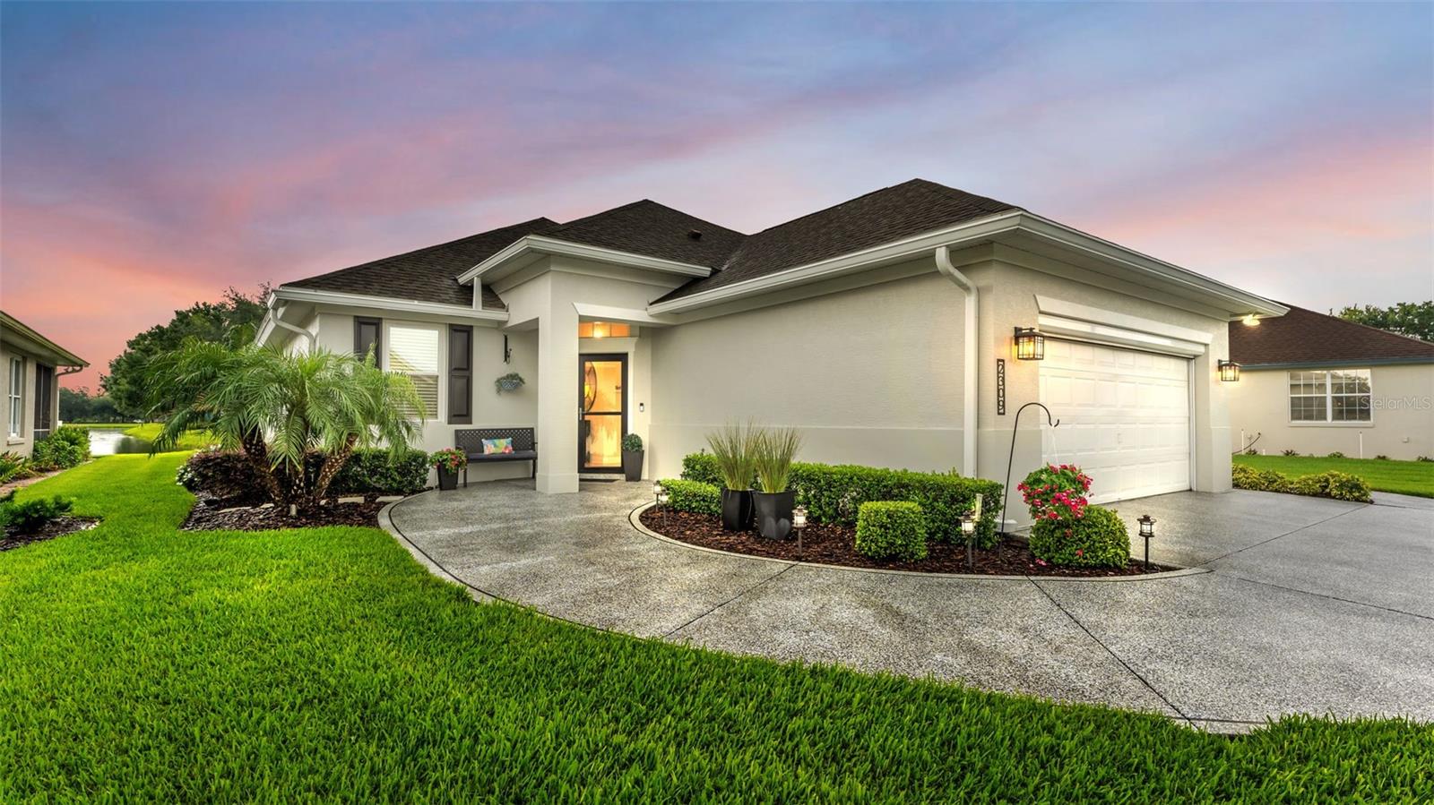 Listing photo 1 for 2309 Lake James Way