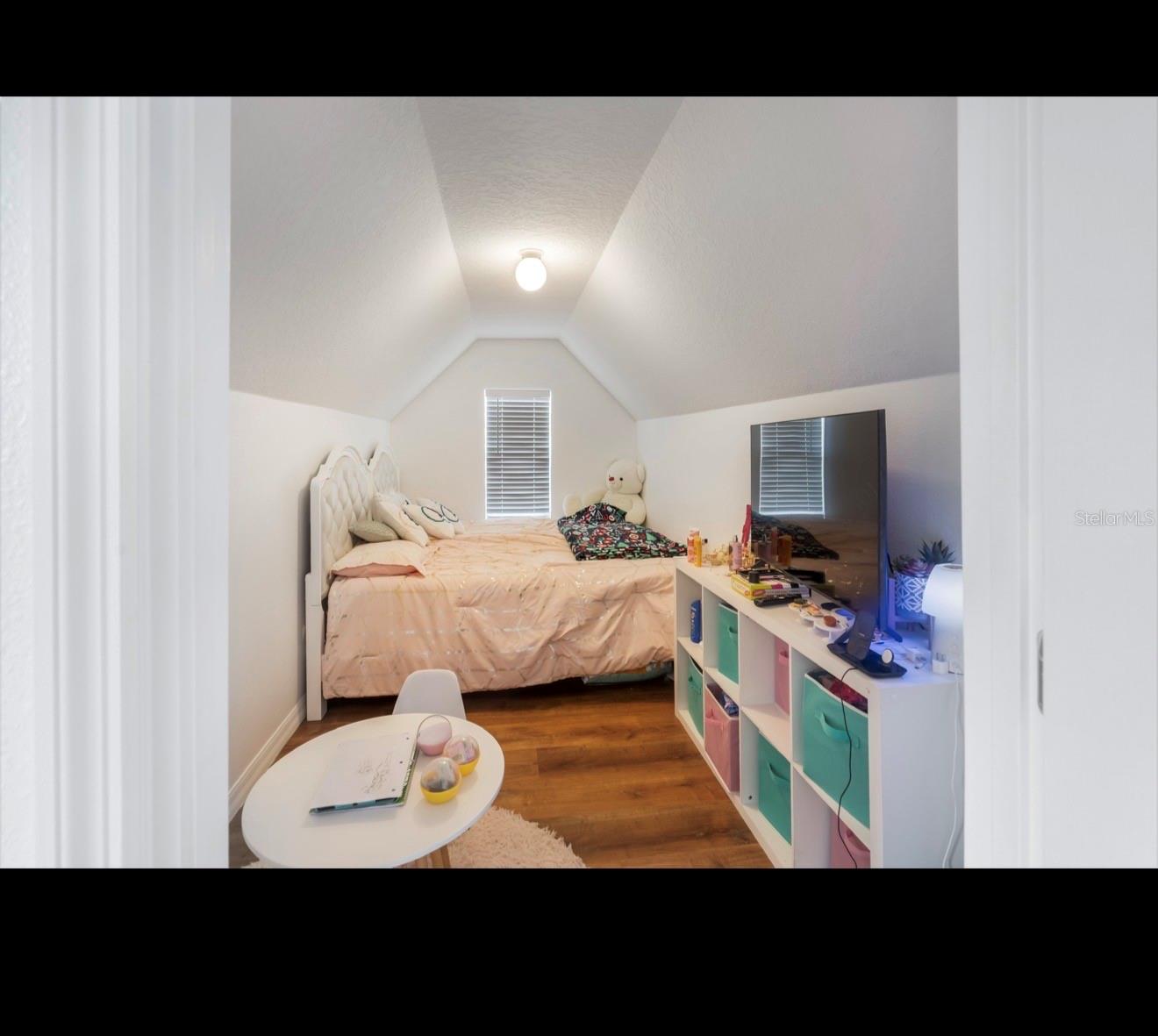 Photo 23