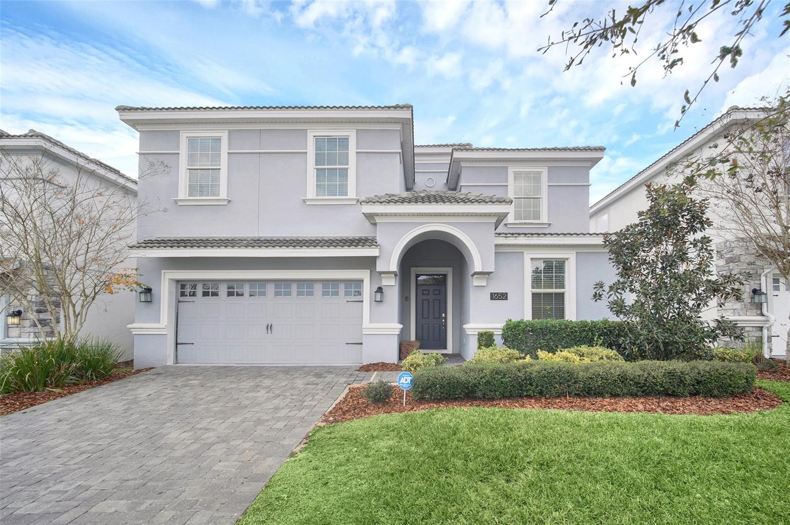 1652 MOON VALLEY DRIVE