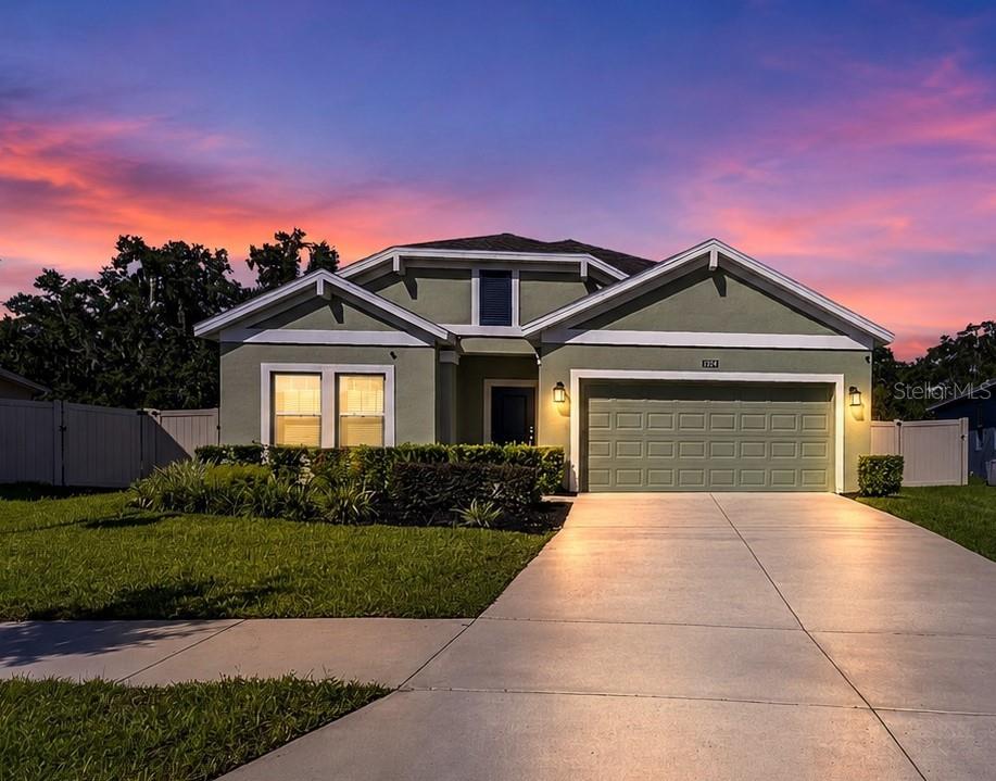 1924 TURTLE DOVE LANE