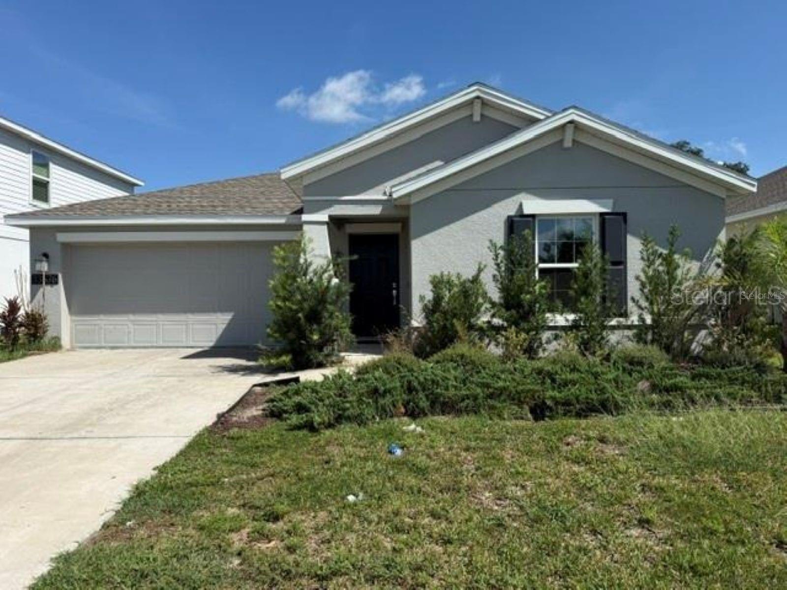 Listing photo 1 for 33576 Sky Blossom Cir