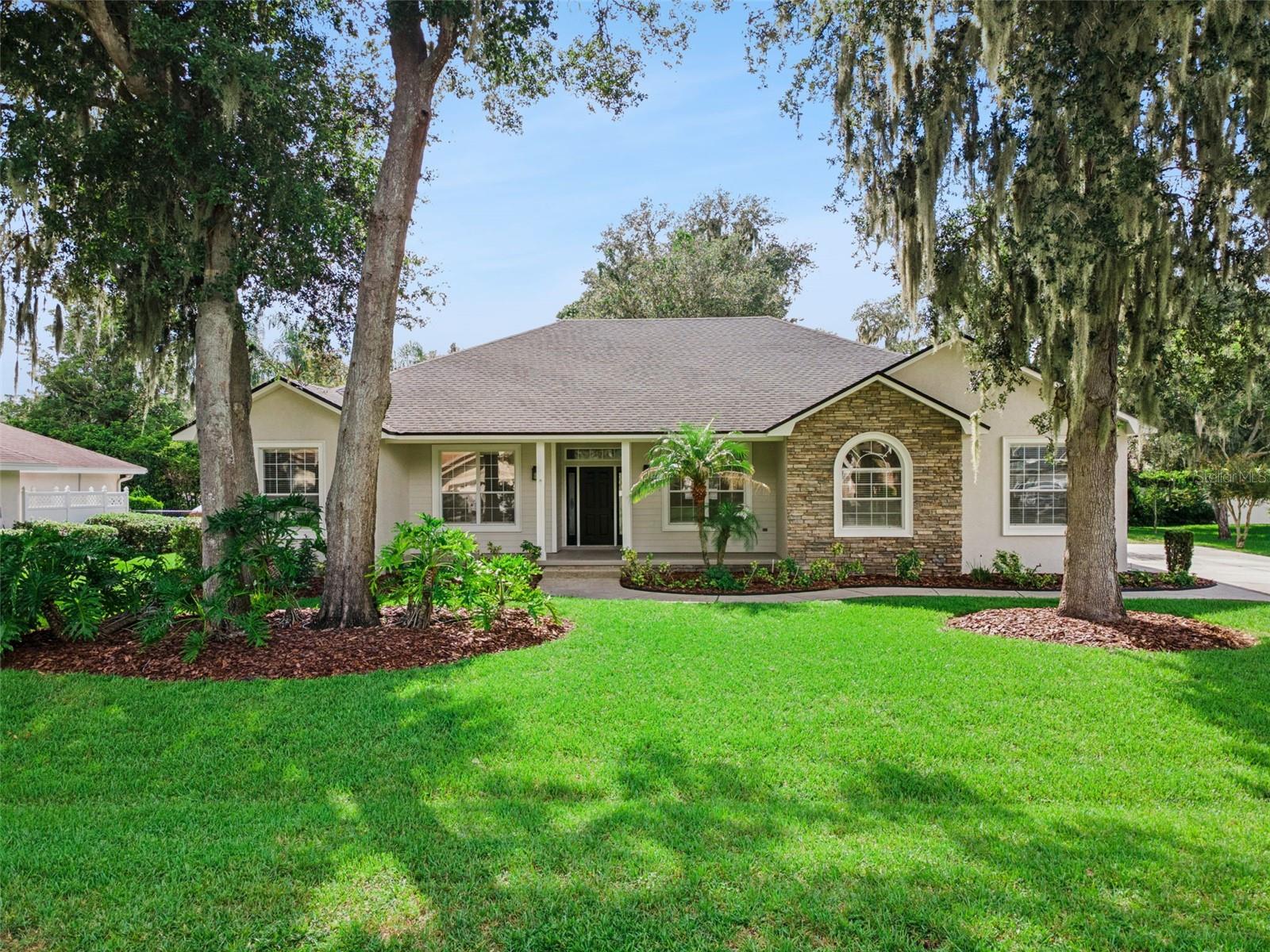 Listing photo 1 for 5937 Trophy Loop