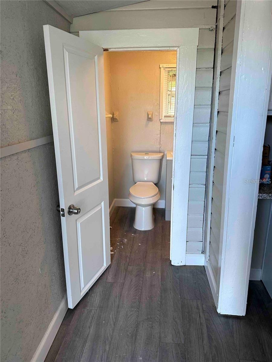 Photo 9
