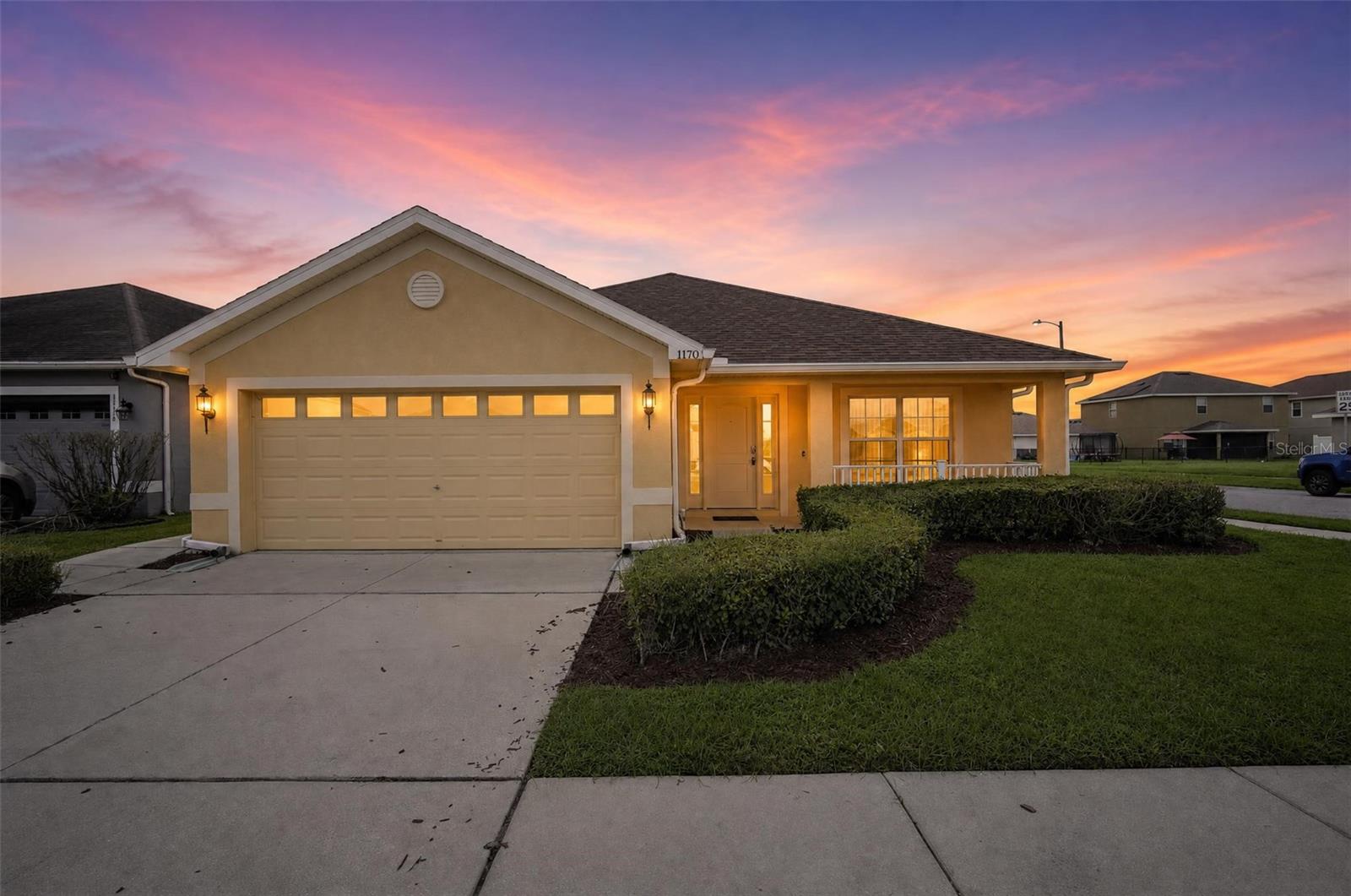 Listing photo 2 for 1170 Kittansett Ln