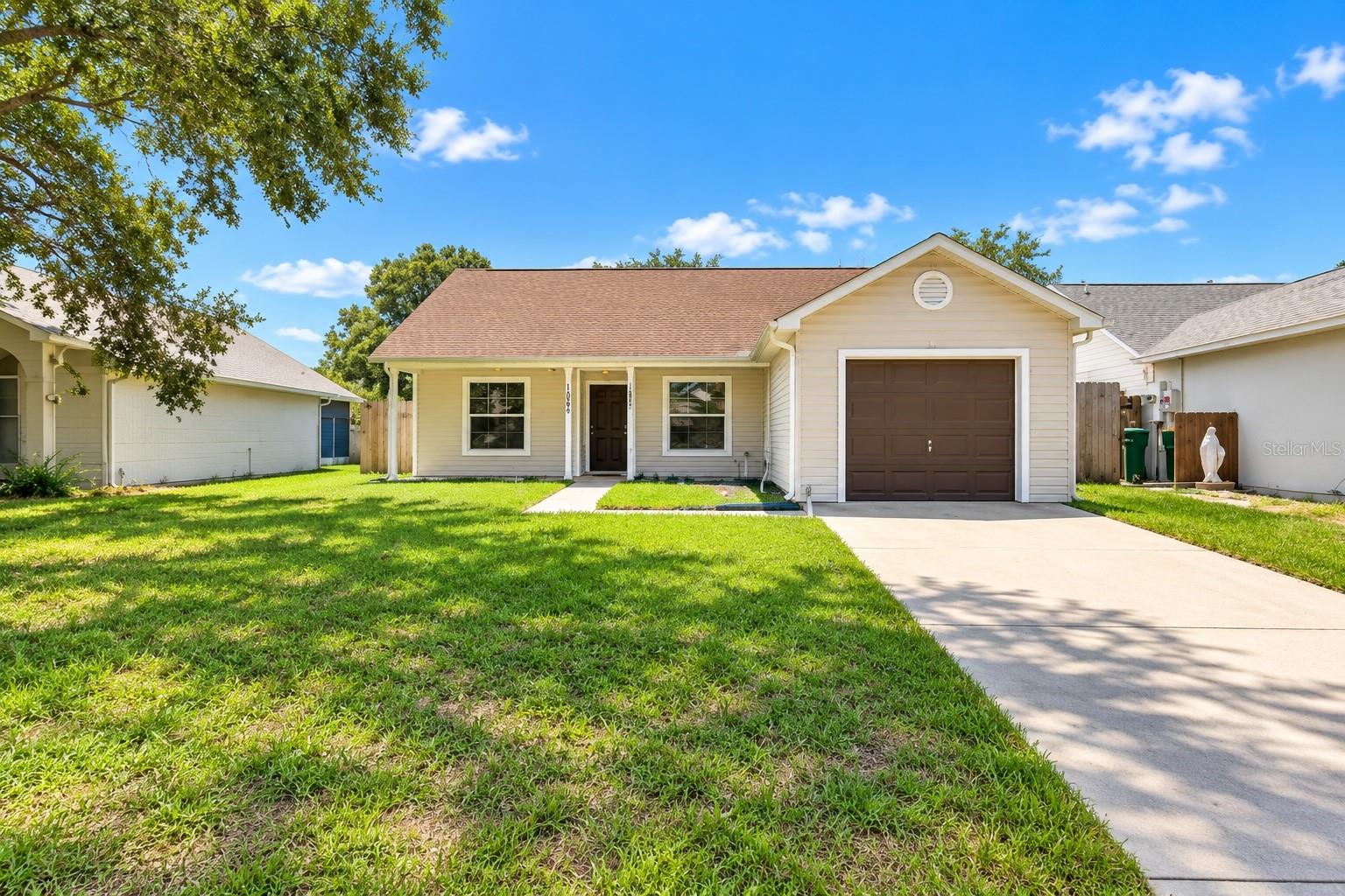 Listing photo for 2657 Winchester Cir