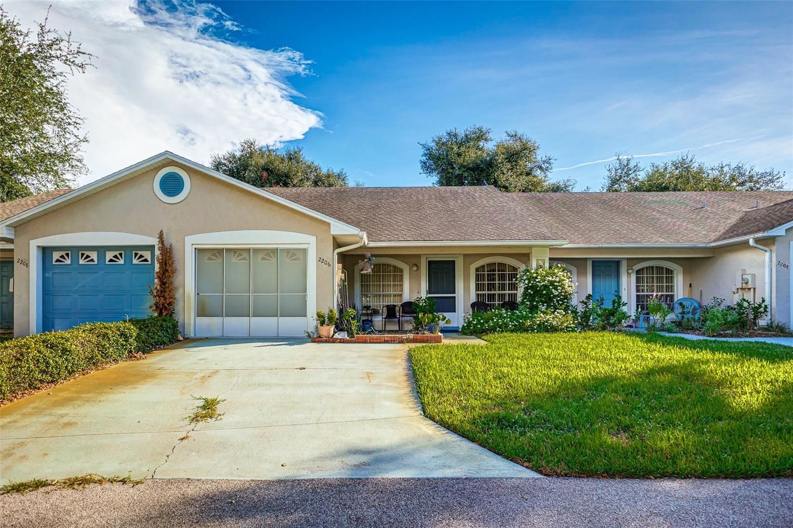 Listing photo 1 for 2206 San Marcos Cir Se