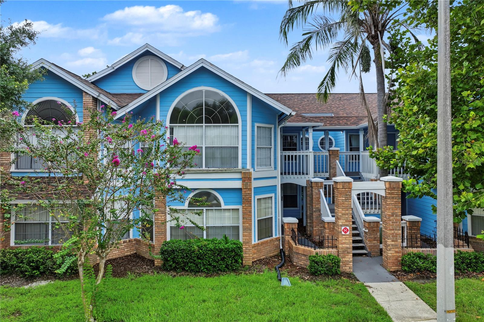 2751 N POINCIANA BOULEVARD Unit 32